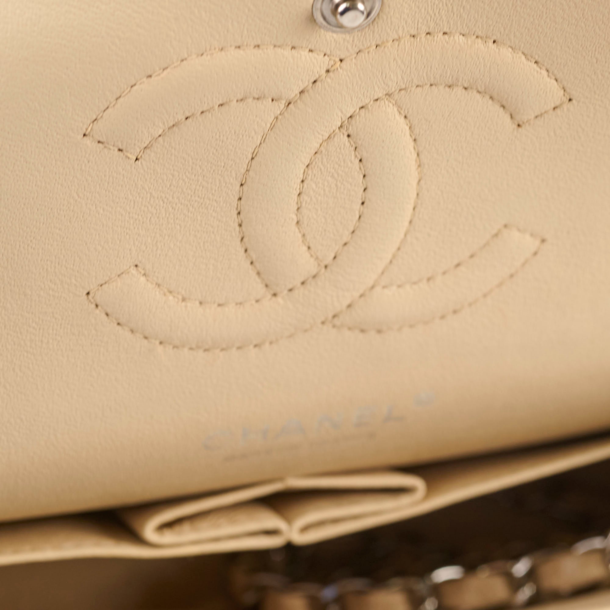 Chanel Classic Flap Medium/Large Caviar Beige