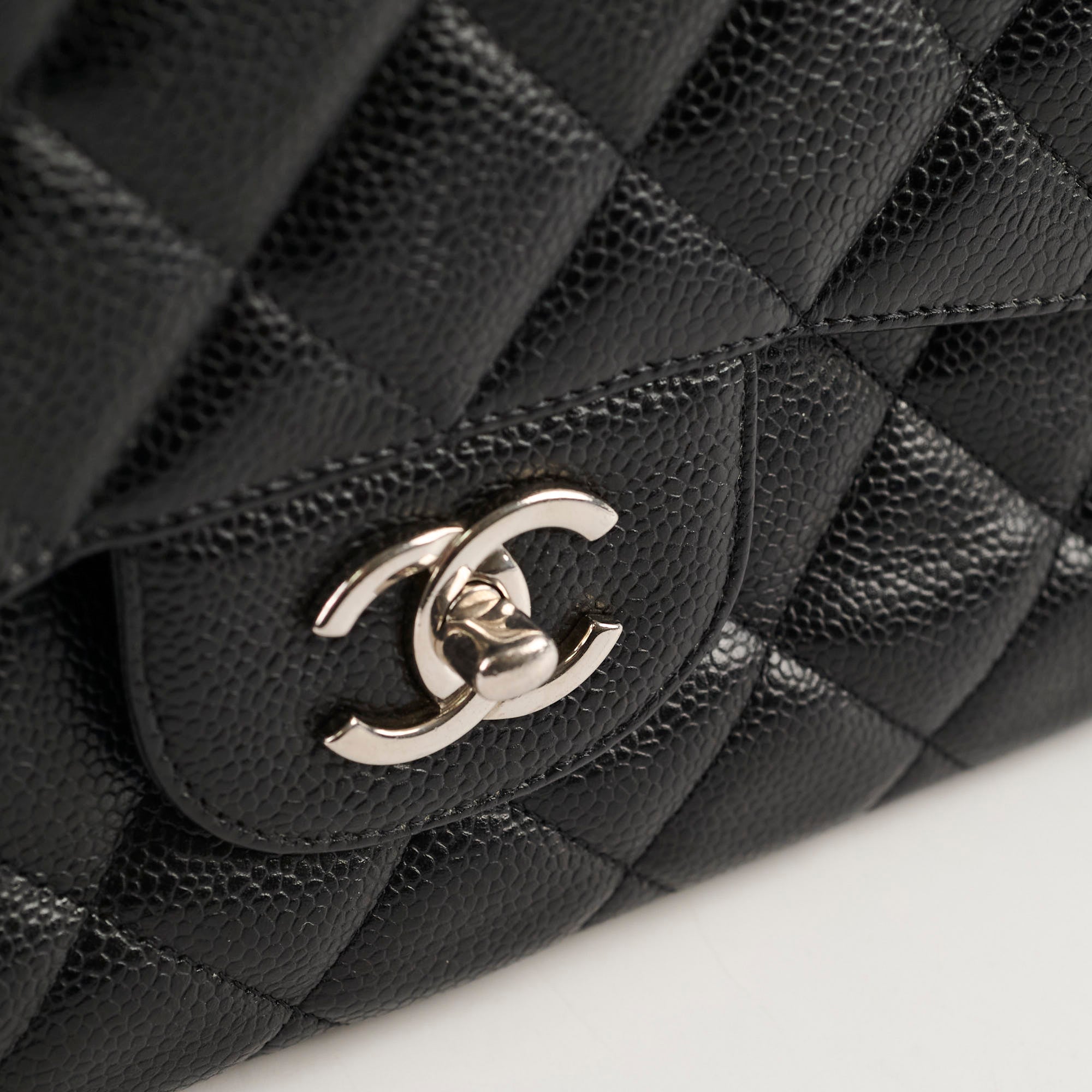 Chanel Classic Flap Jumbo Black Caviar