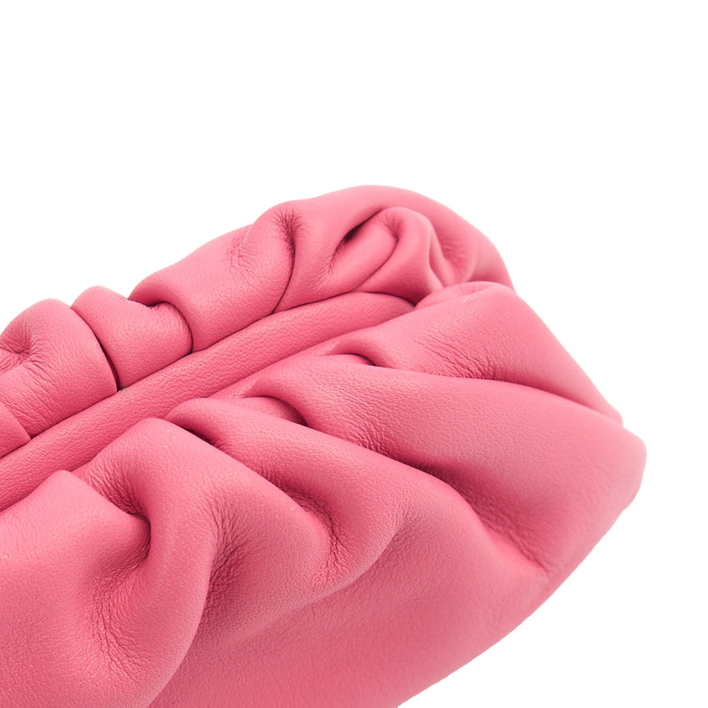 Bottega Veneta Mini Bag The Pouch - Mini in Pink, Leather