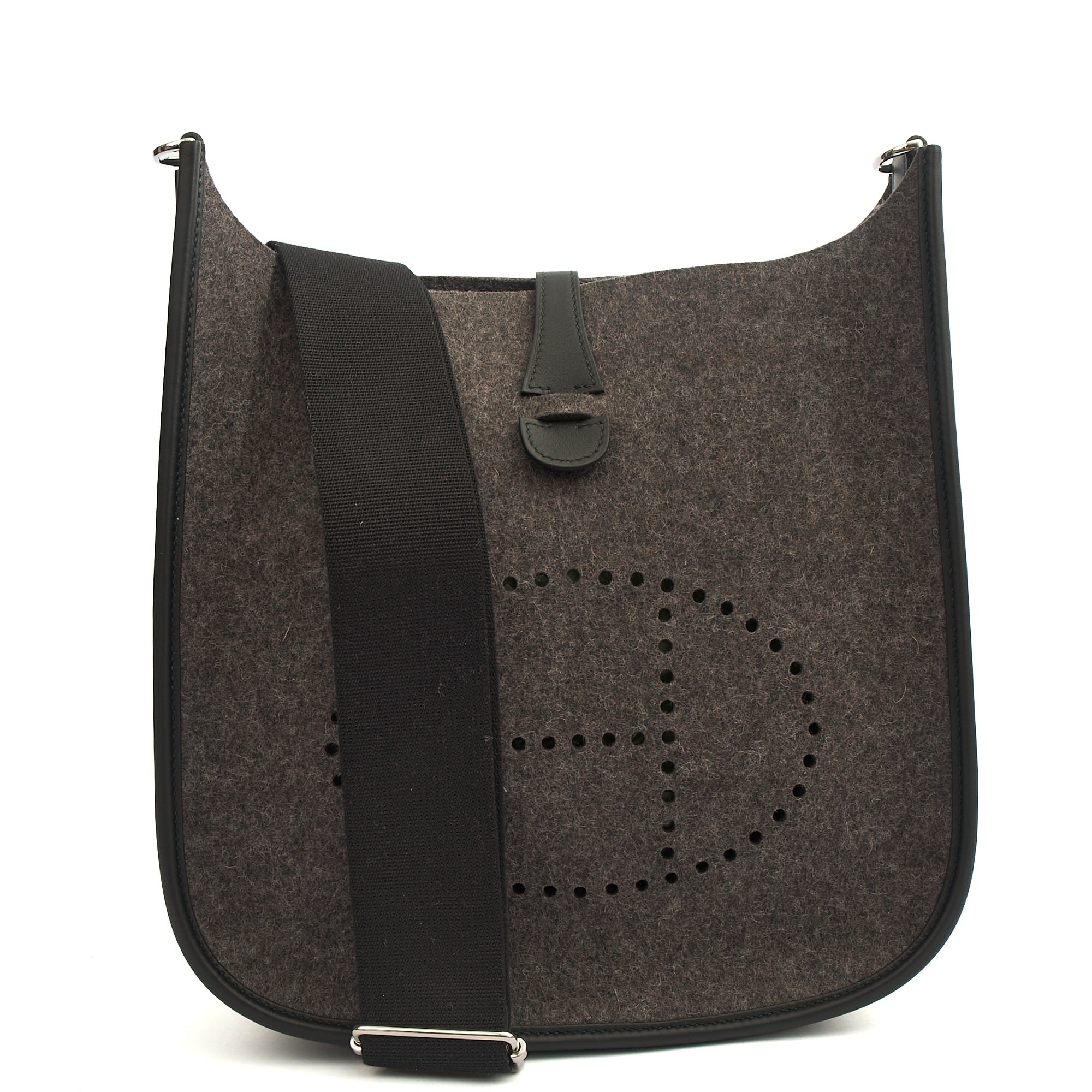 Hermes Cross Body Evelyne 29 in Black, Canvas