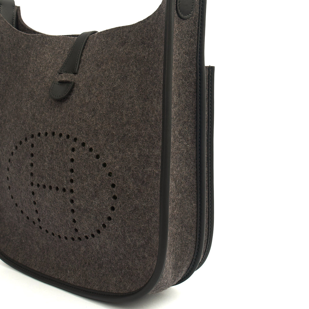 Hermes Cross Body Evelyne 29 in Black, Canvas