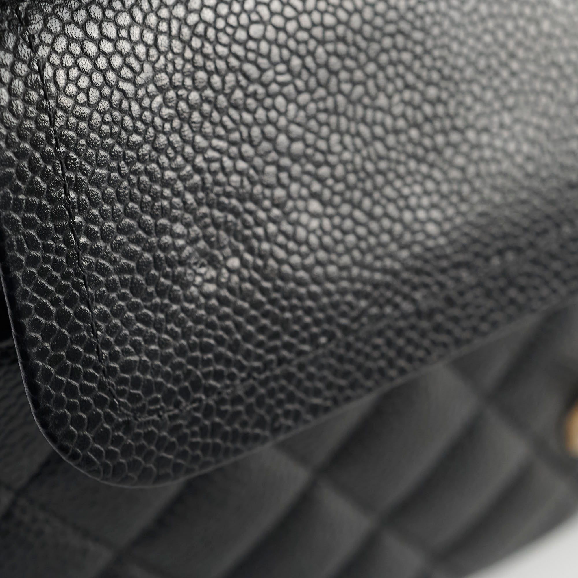 Chanel Classic Flap M/L Caviar Black