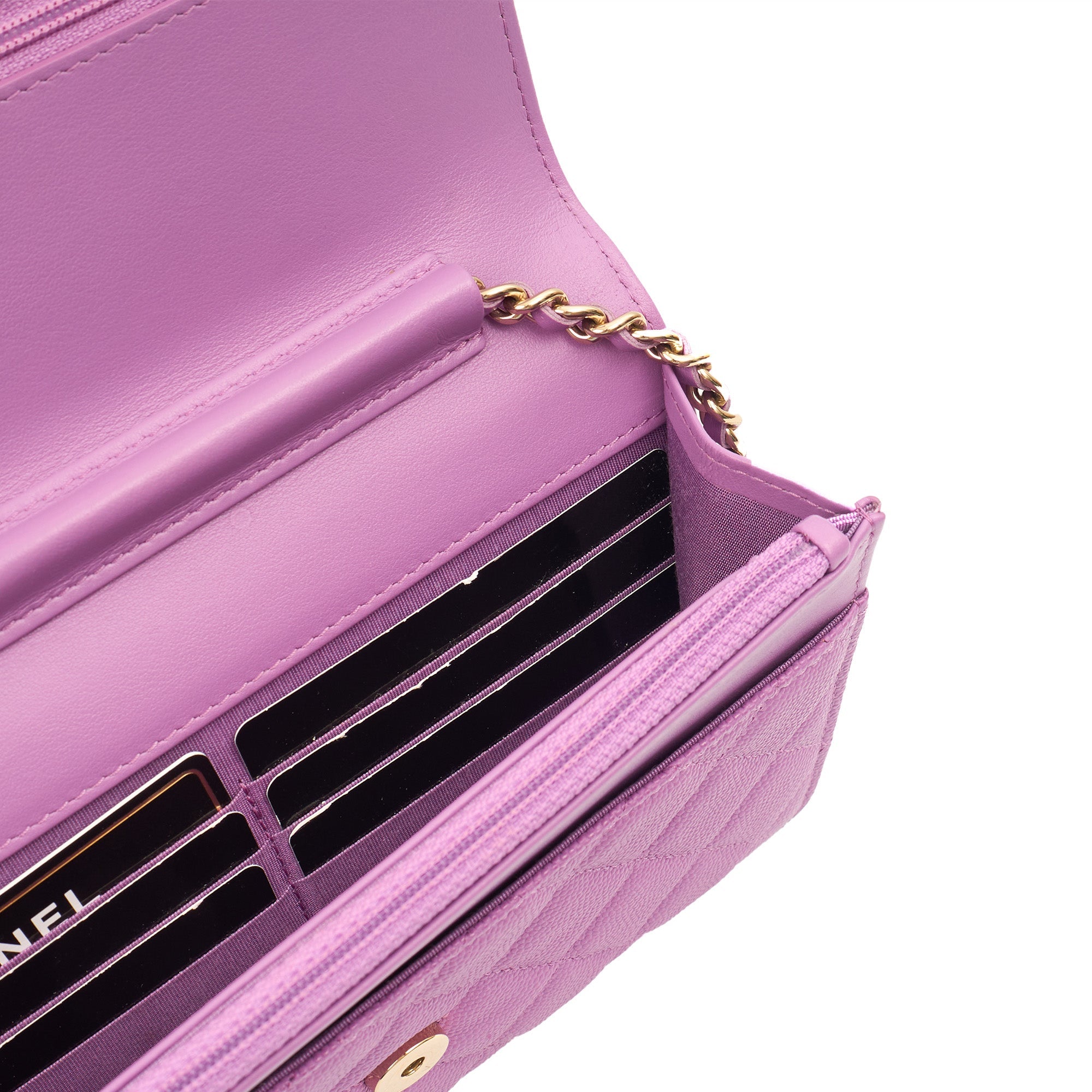 Chanel Cross Body CC Filigree Clutch With Chain in Purple, Caviar Leather