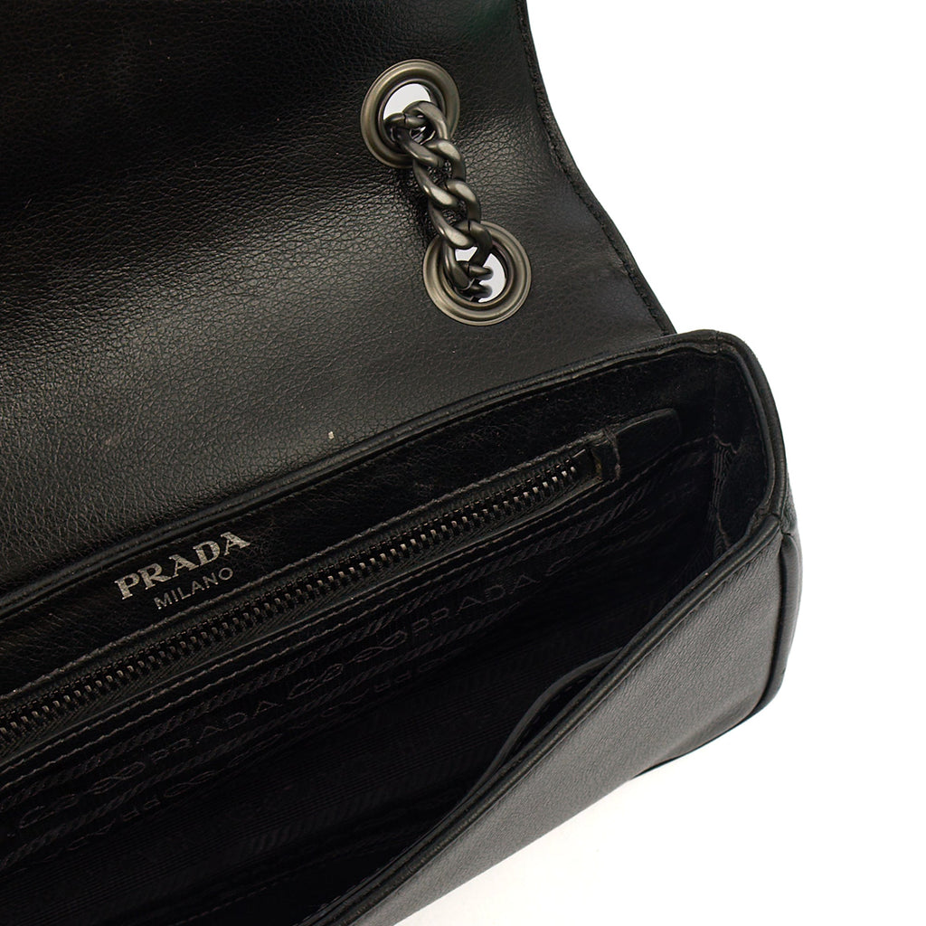 Prada Shoulder Bag Shoulder Bag in Black, Calfskin