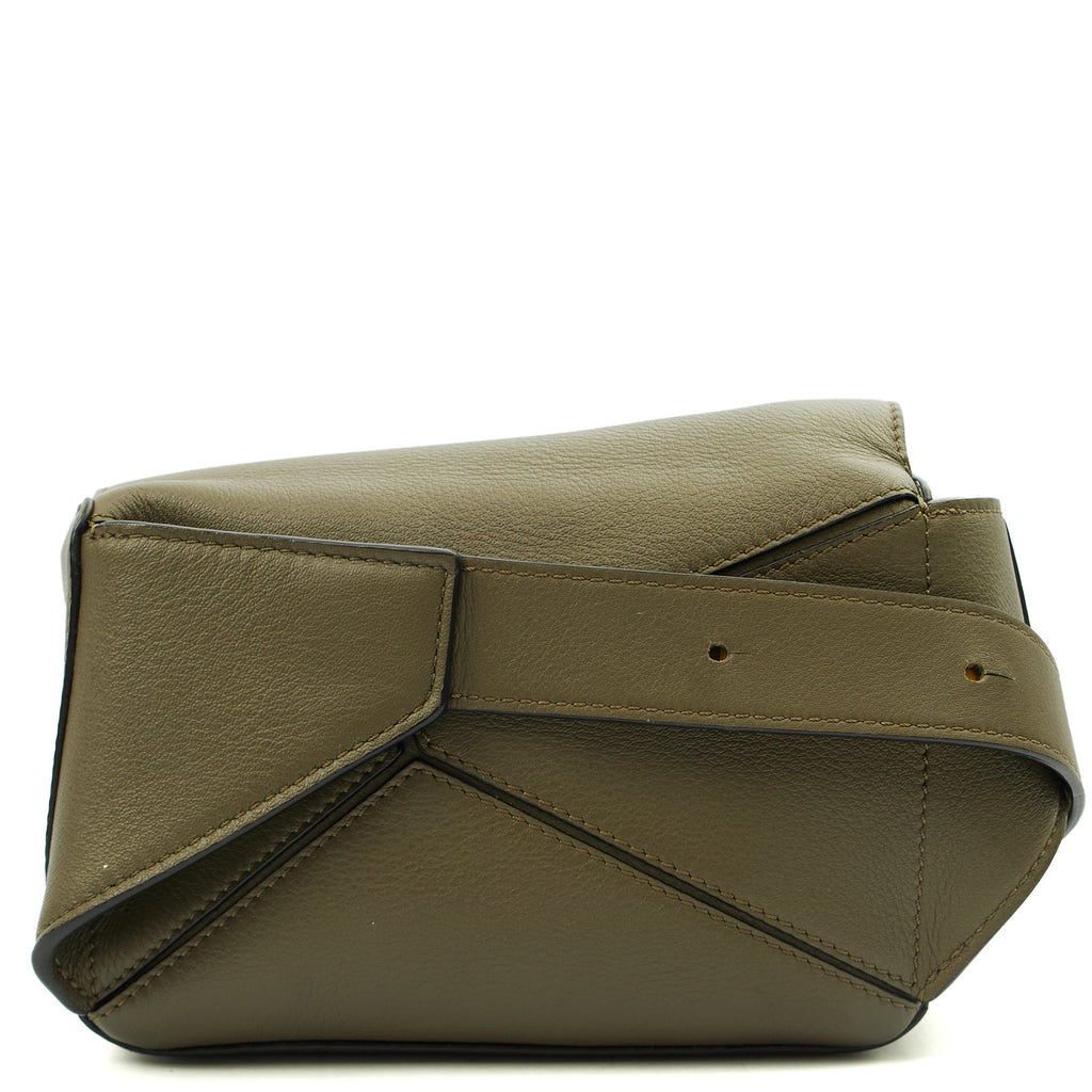 Loewe Cross Body Puzzle Edge Belt Bag in Green, Leather