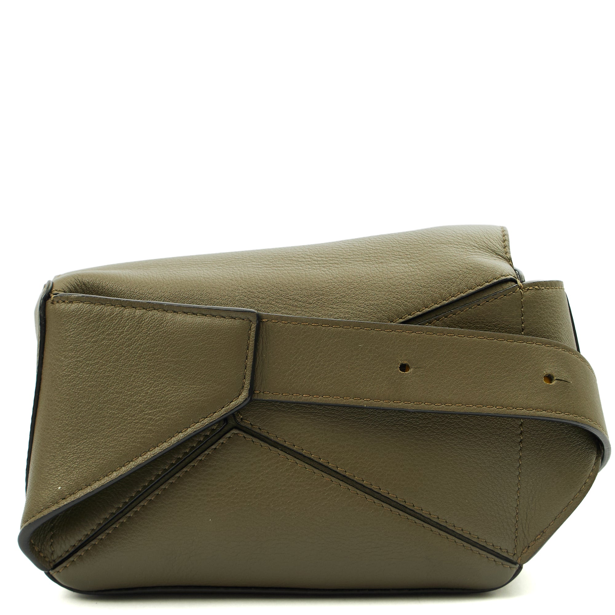 Loewe Cross Body Puzzle Edge Belt Bag in Green, Leather