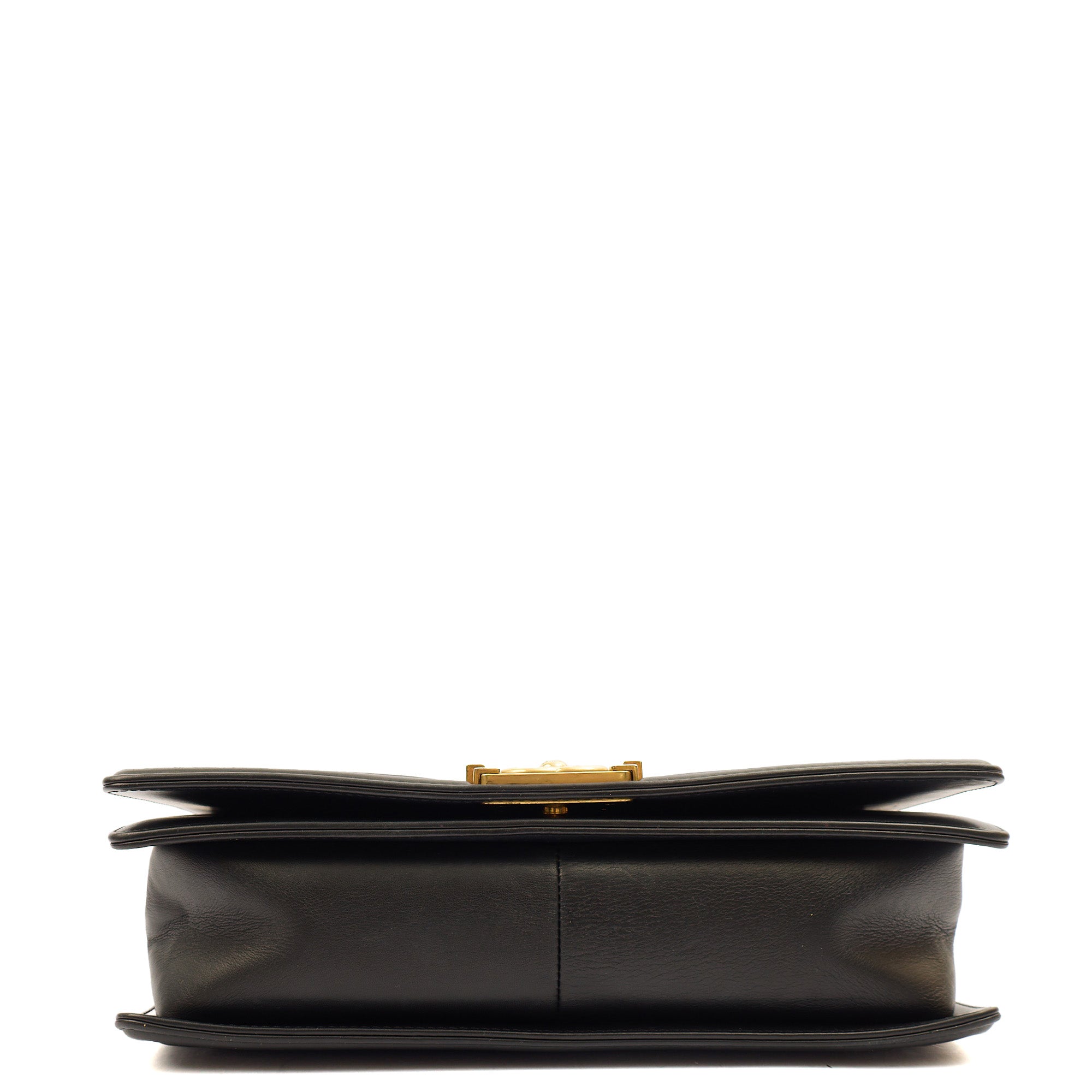 Chanel Shoulder Bag Boy - Medium in Black, Calfskin Leather