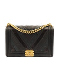 Chanel Shoulder Bag Boy - Medium in Black, Calfskin Leather