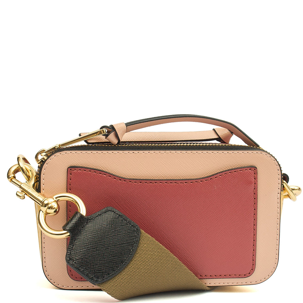 Marc Jacobs Cross Body Snapshot in Pink, Leather