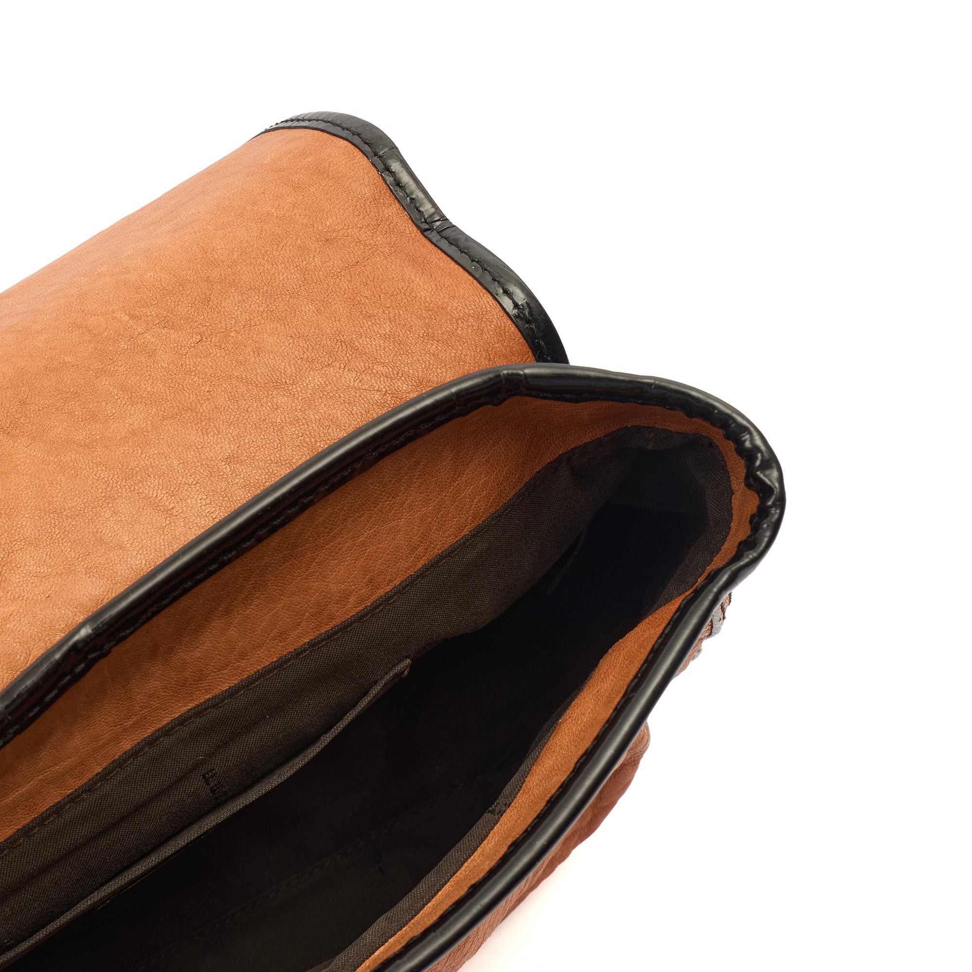 Fendi Tote B Bag in Brown, Leather