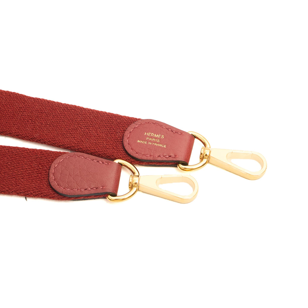 Hermes Cross Body Evelyne 16 in Rouge H, Togo Leather