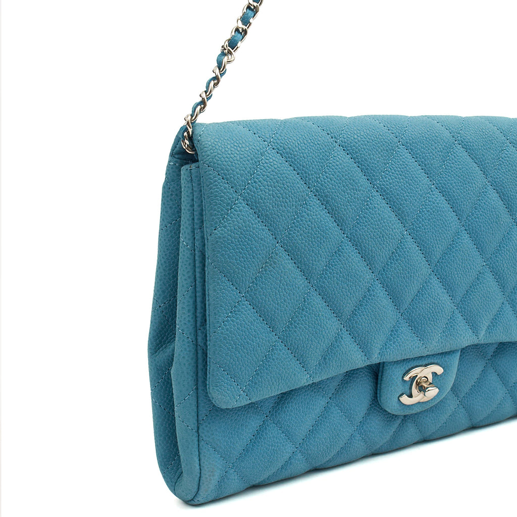 Chanel Shoulder Bag Classic Clutch in Blue, Nubuck