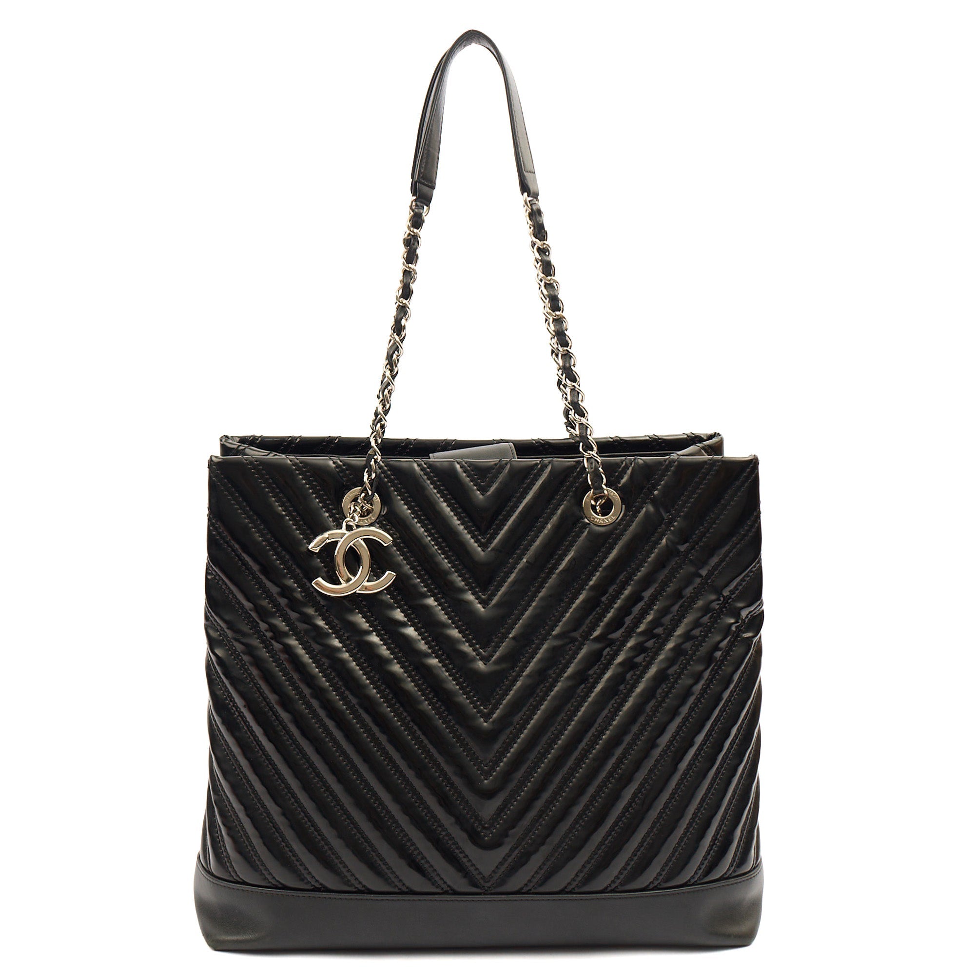 Chanel Tote in Black, Patent Leather