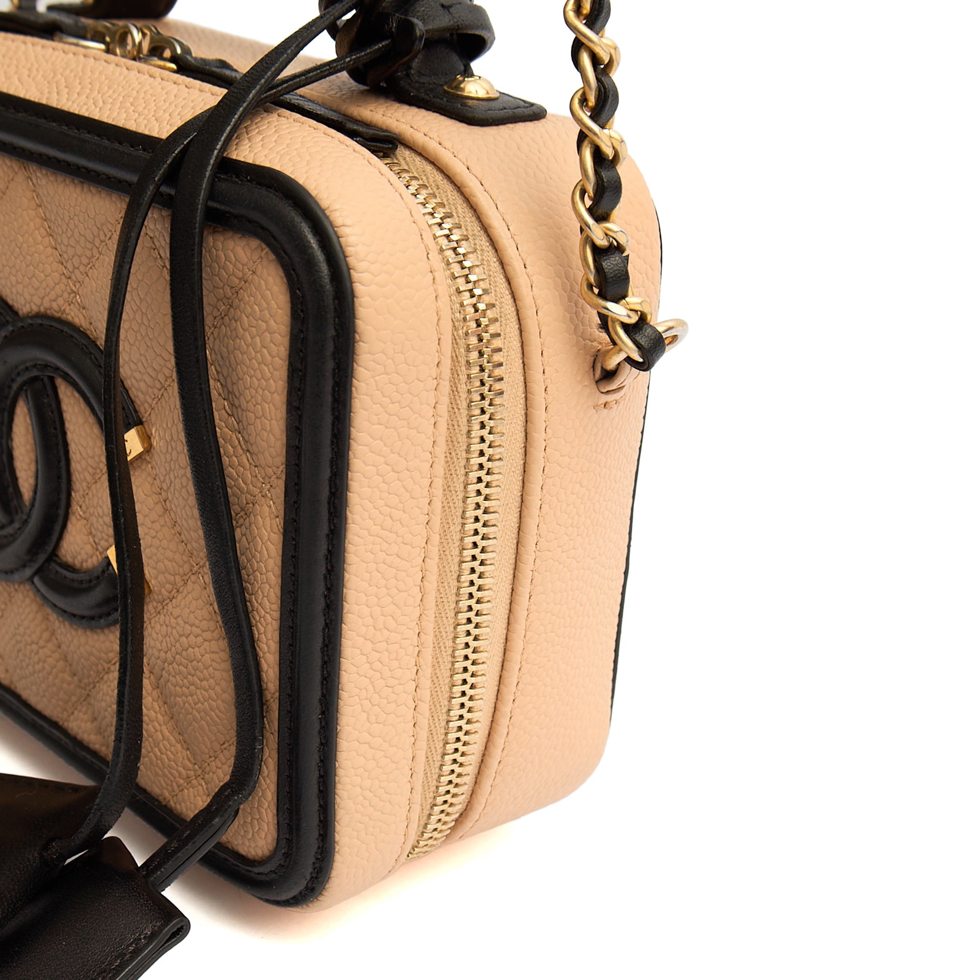Chanel Cross Body CC Filigree Vanity Case in Neutral, Caviar Leather
