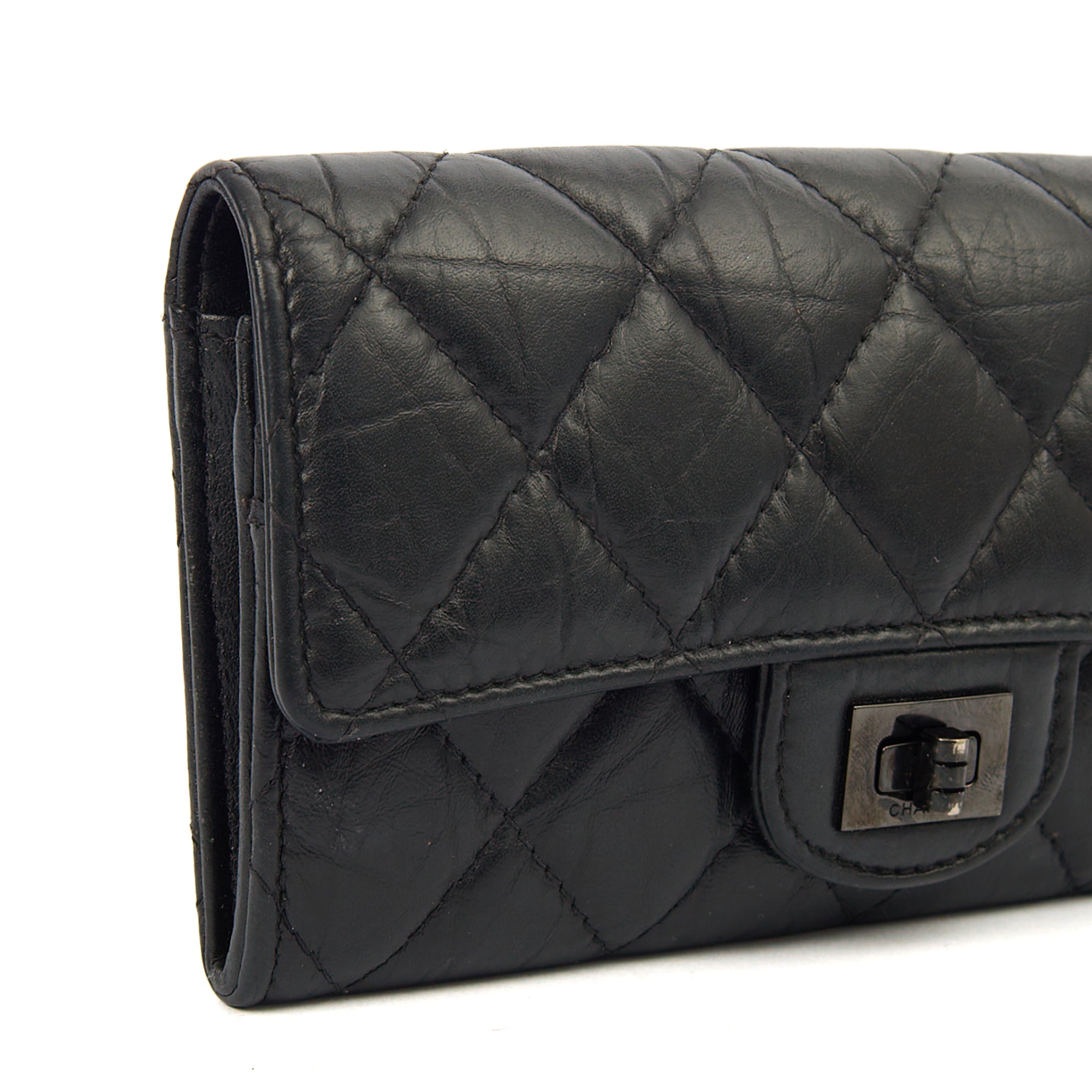 Chanel Purse Flap Wallet in Black, Crinkled Calfskin Leather