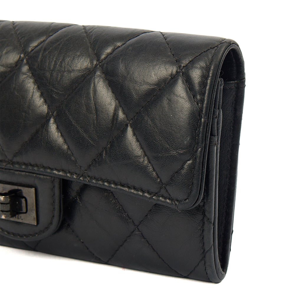 Chanel Purse Flap Wallet in Black, Crinkled Calfskin Leather