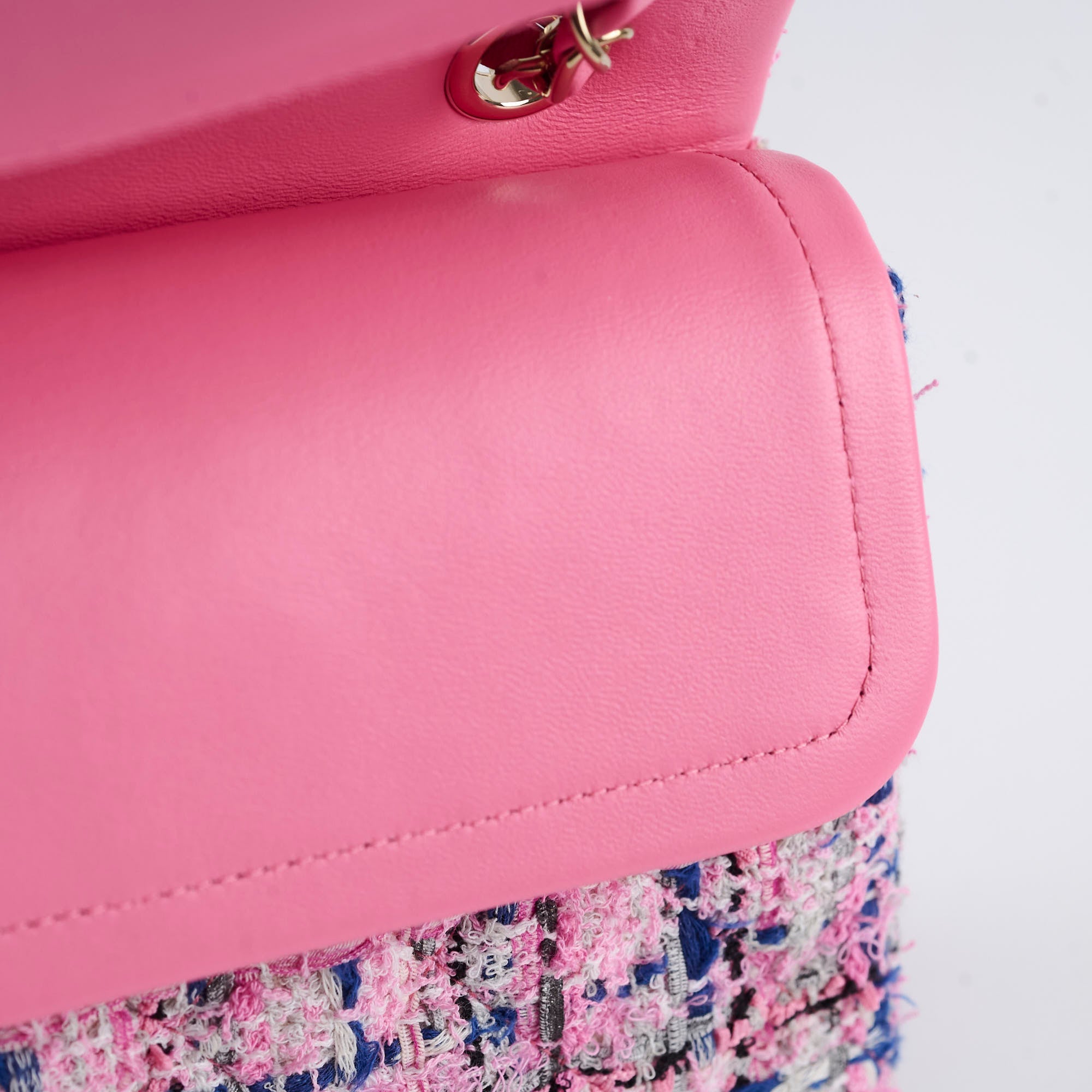 Chanel Classic Flap Medium/Large Pink Tweed