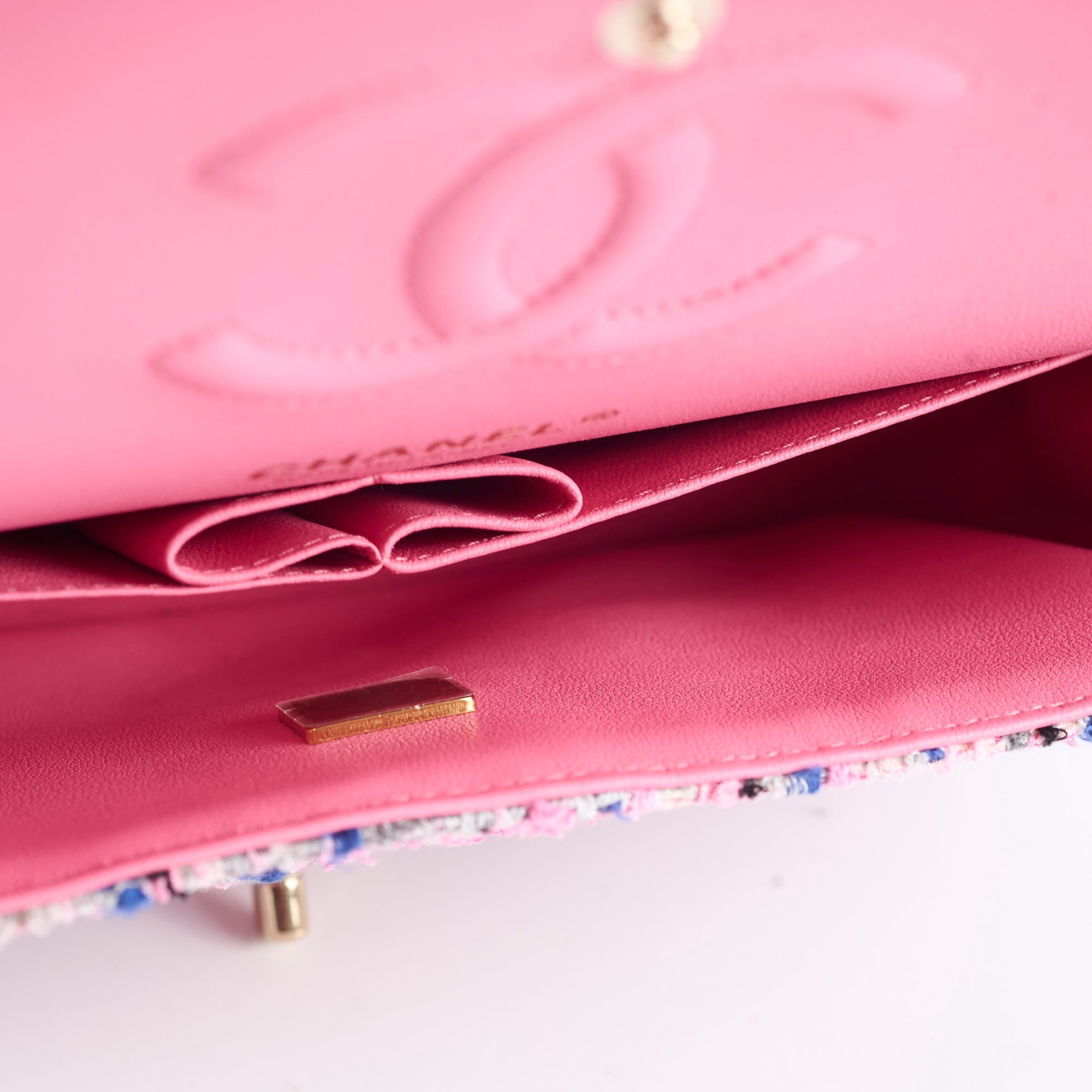 Chanel Classic Flap Medium/Large Pink Tweed