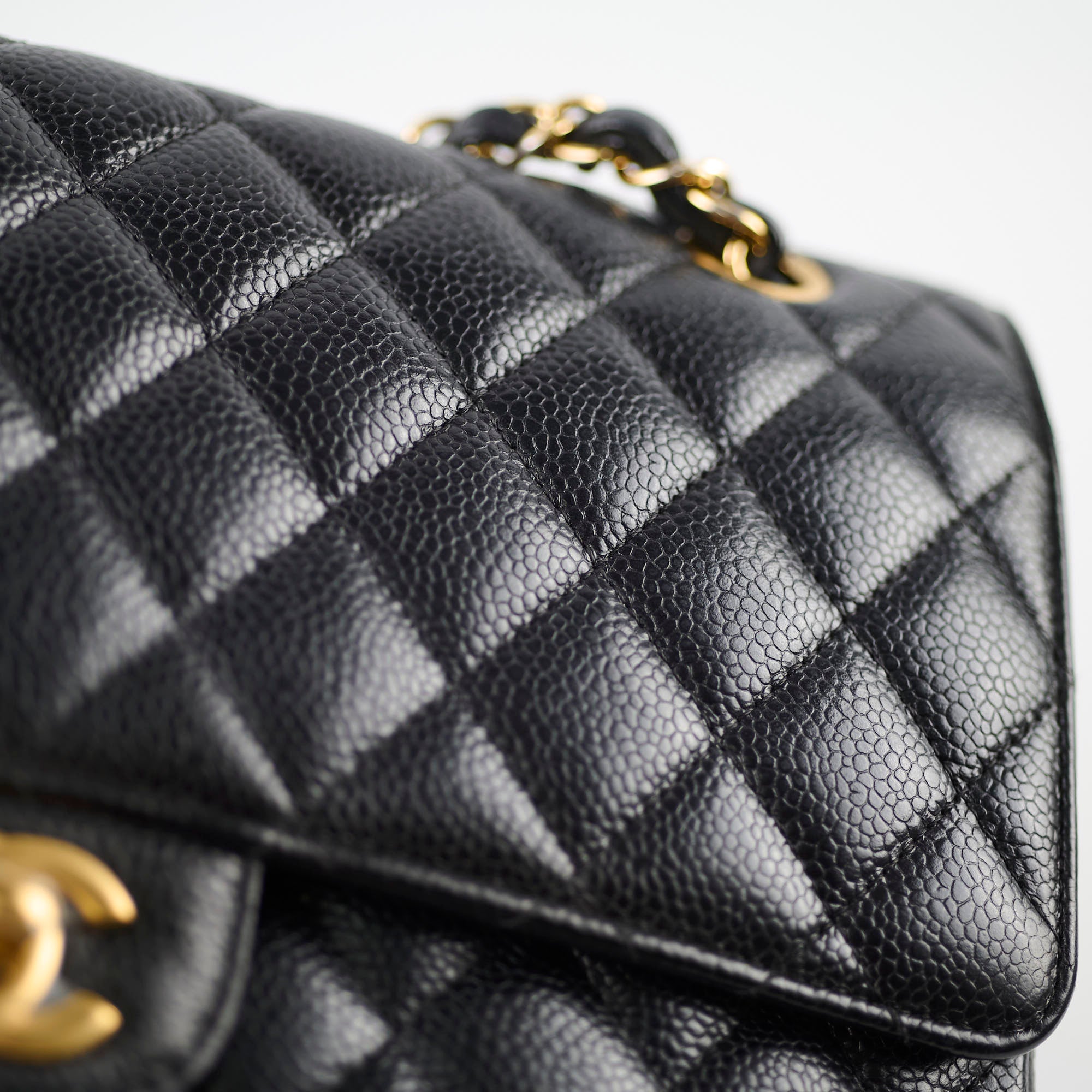 Chanel Classic Flap Medium Caviar Black