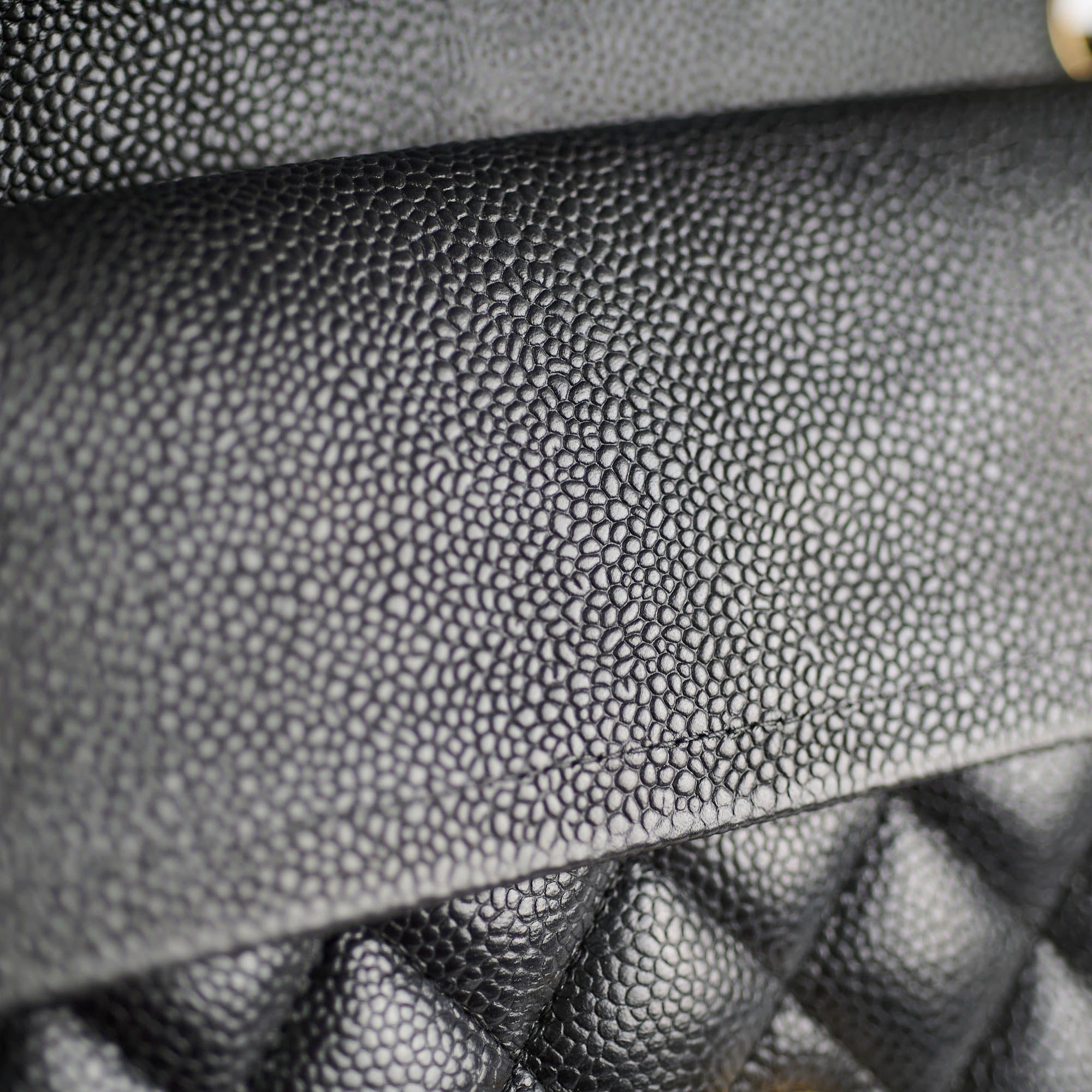 Chanel Classic Flap Medium Caviar Black