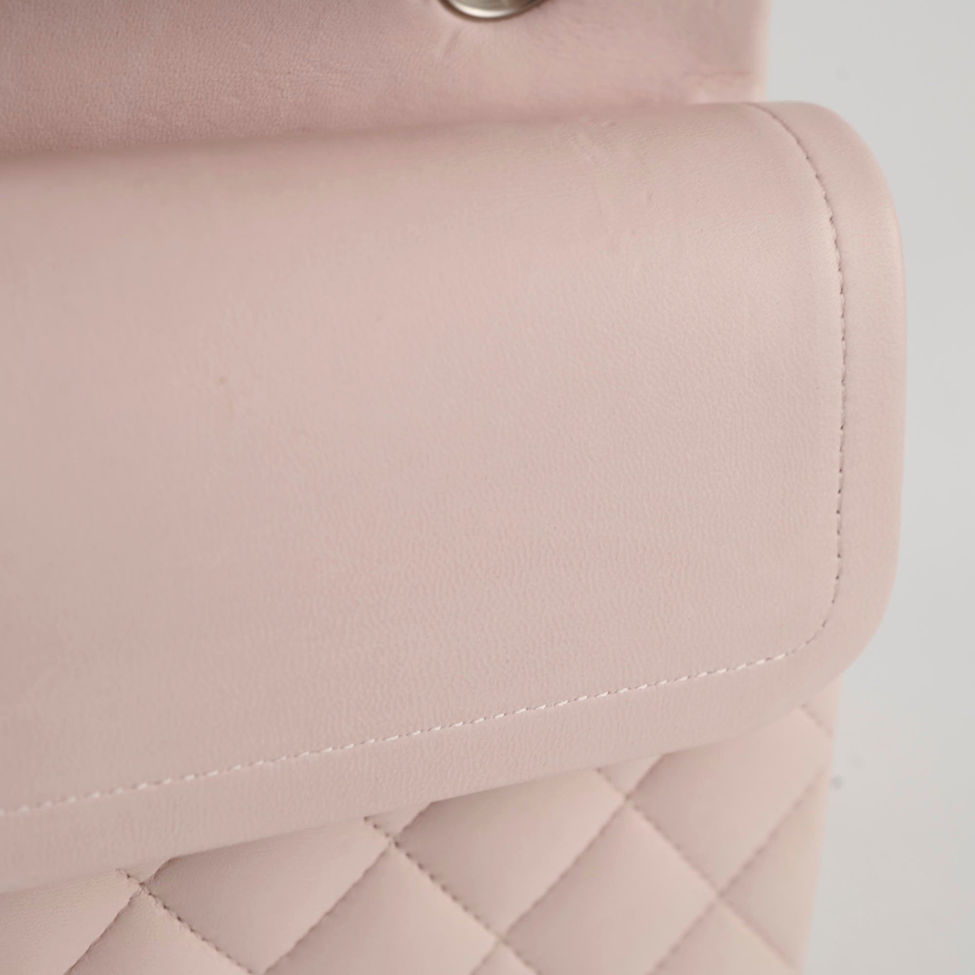Chanel Medium Classic Flap Light Pink Lambskin