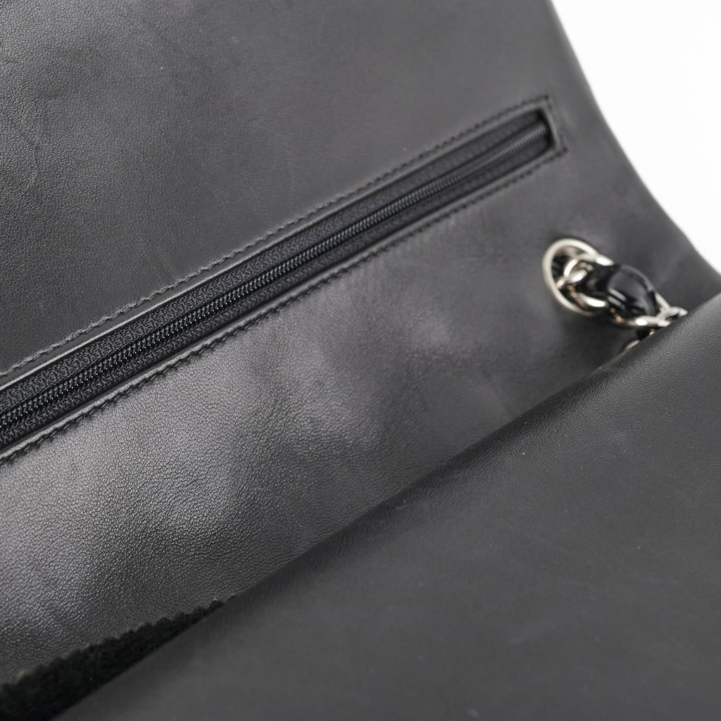Chanel Jumbo Classic Flap Patent Black- Series 15