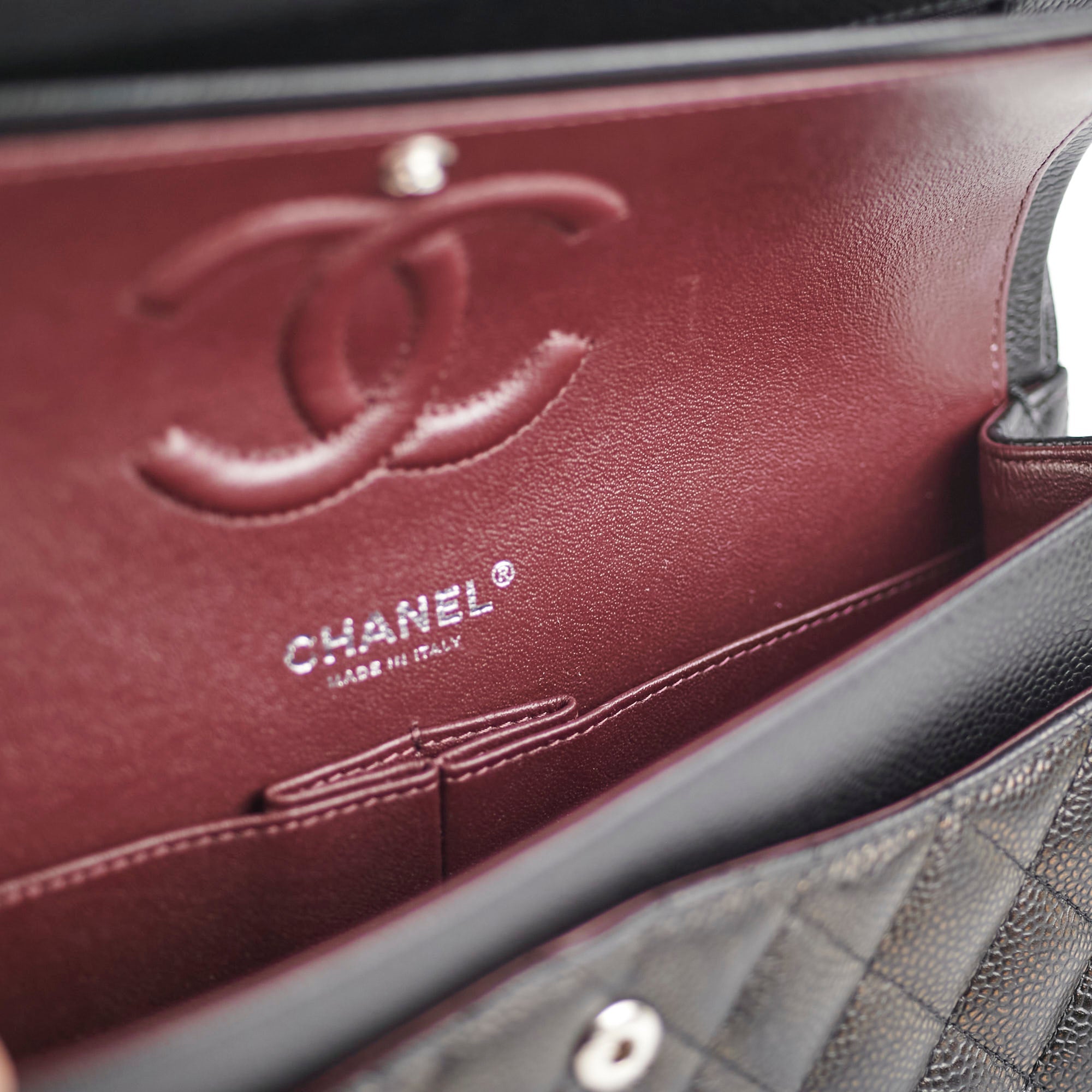 Chanel Classic Flap Medium/Large ML Caviar Black