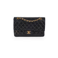 Chanel Vintage Classic Flap M/L Lambskin Black - Series 7