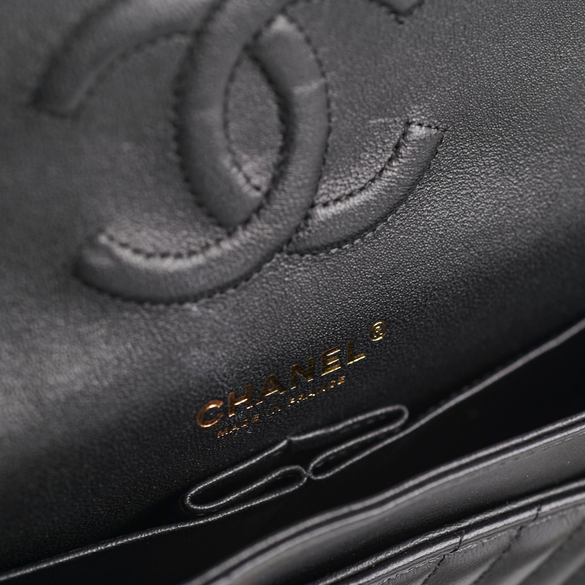 Chanel Medium/Large Classic Flap Chevron