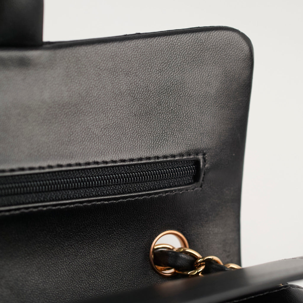 Chanel Classic Flap Small Black (microchip)