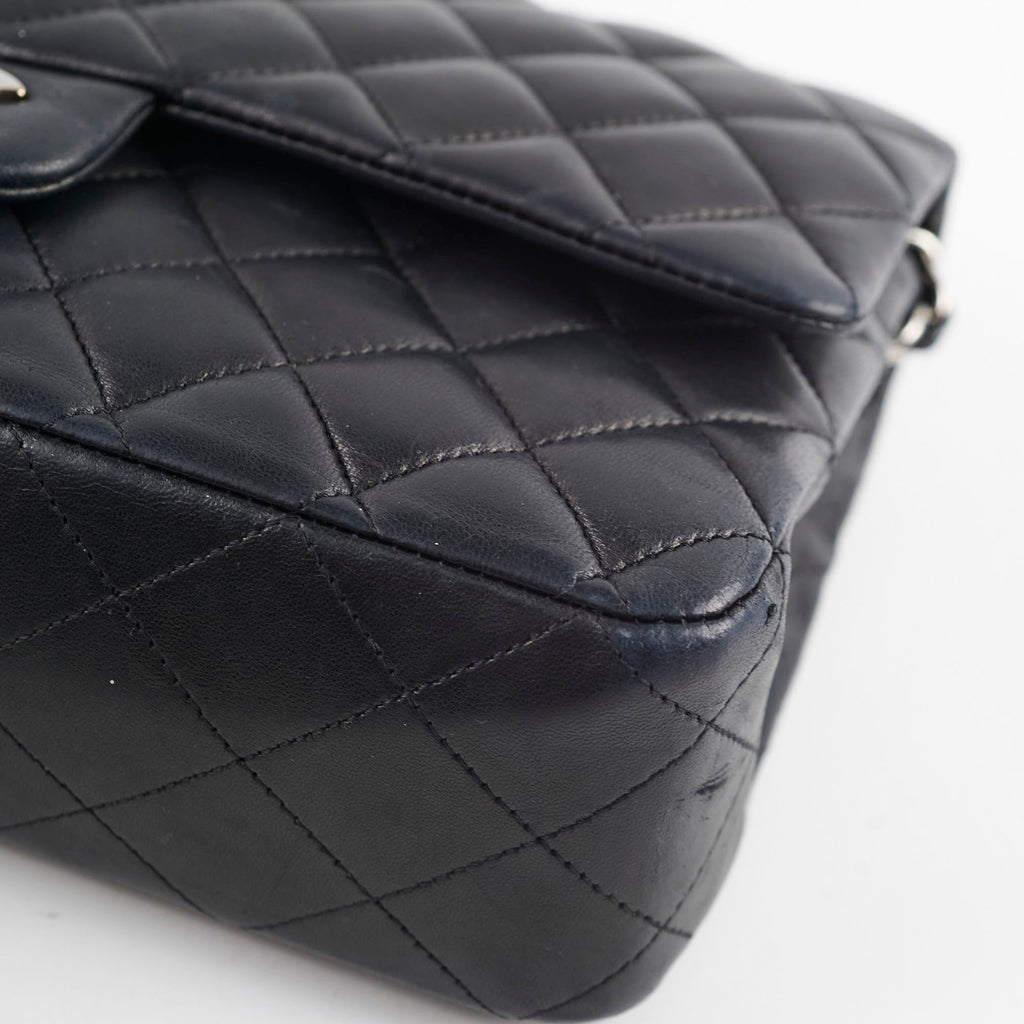 Chanel Medium M/L Classic Flap Black