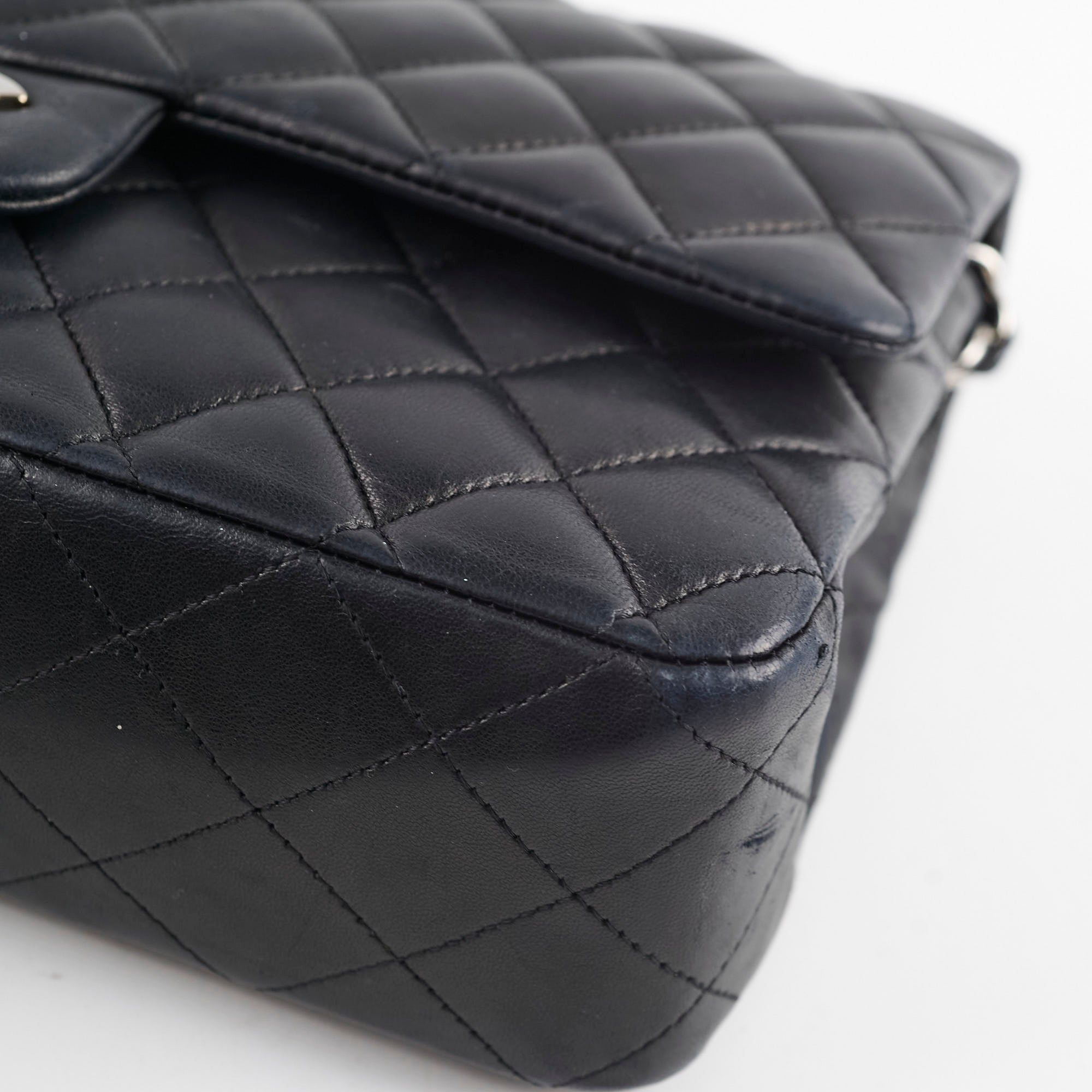Chanel Medium M/L Classic Flap Black
