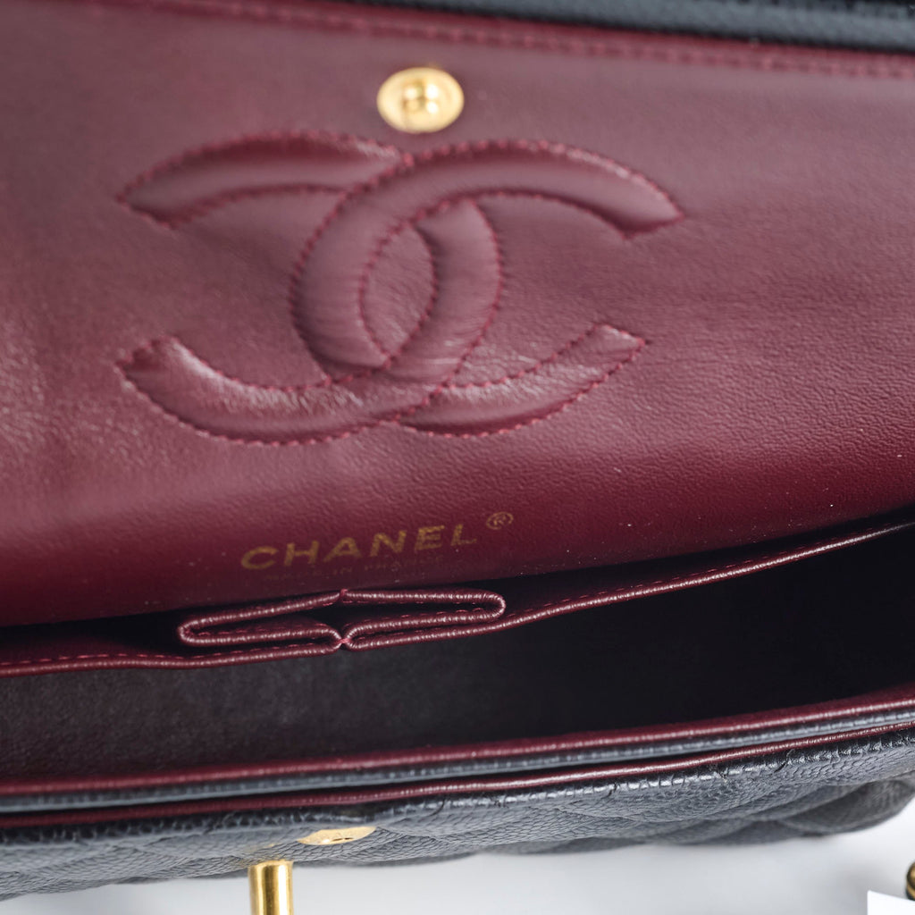 Chanel Caviar Medium/Large Classic Flap GHW Series 20