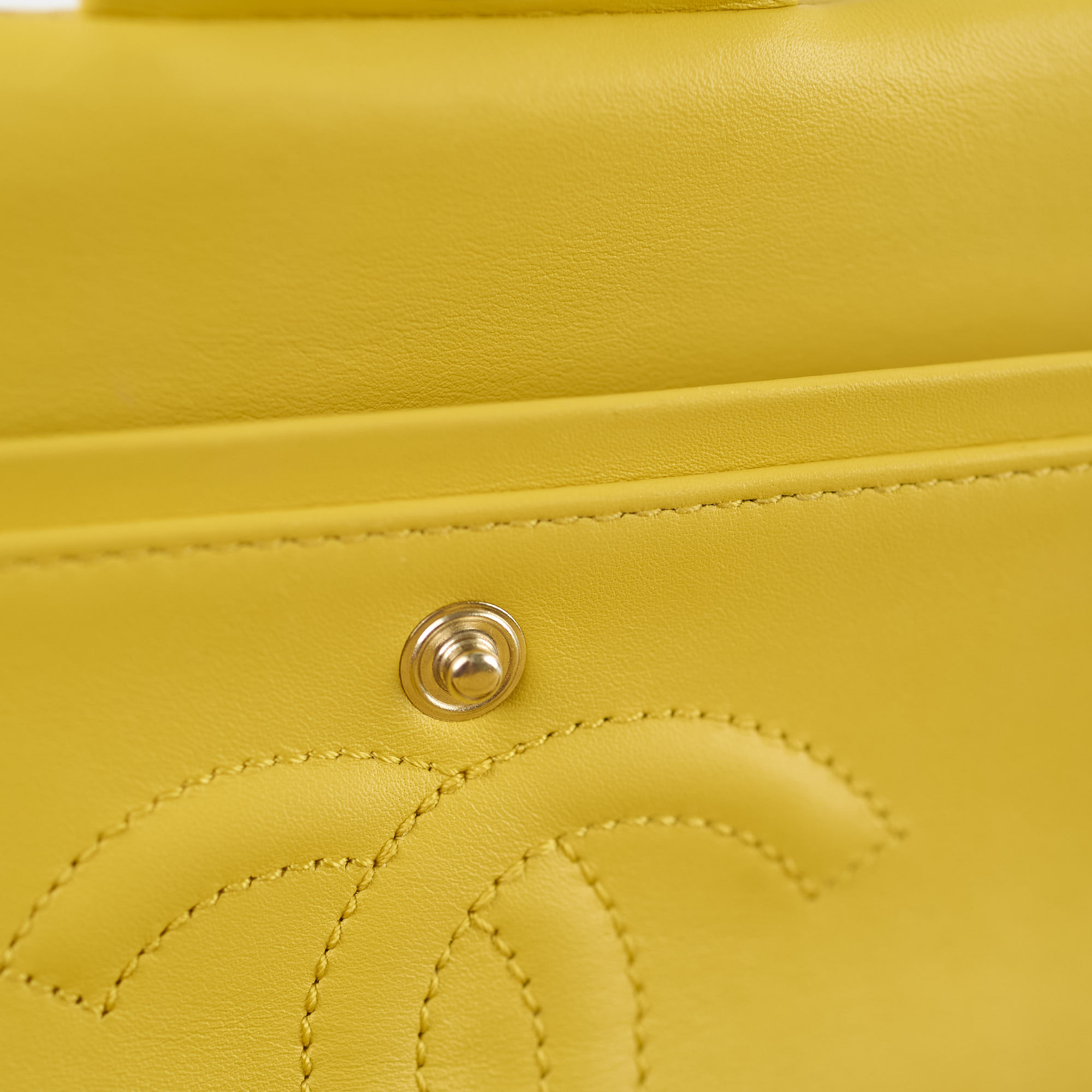 Chanel Python Medium M/L Classic Flap Yellow Series 22