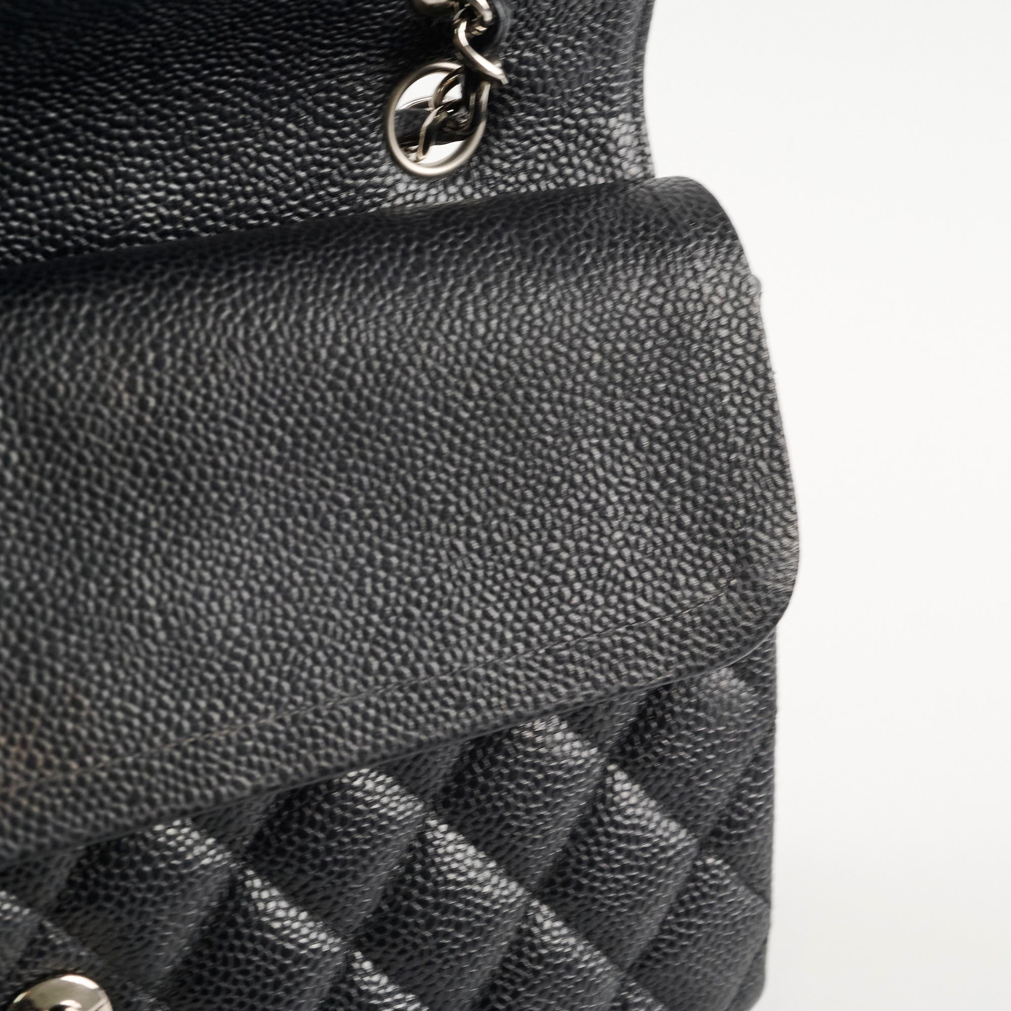 Chanel Medium Classic Flap Black Caviar SHW