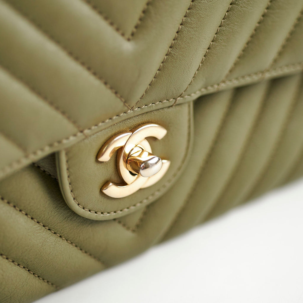 Chanel Cuba Chevron M/L Classic Flap Khaki
