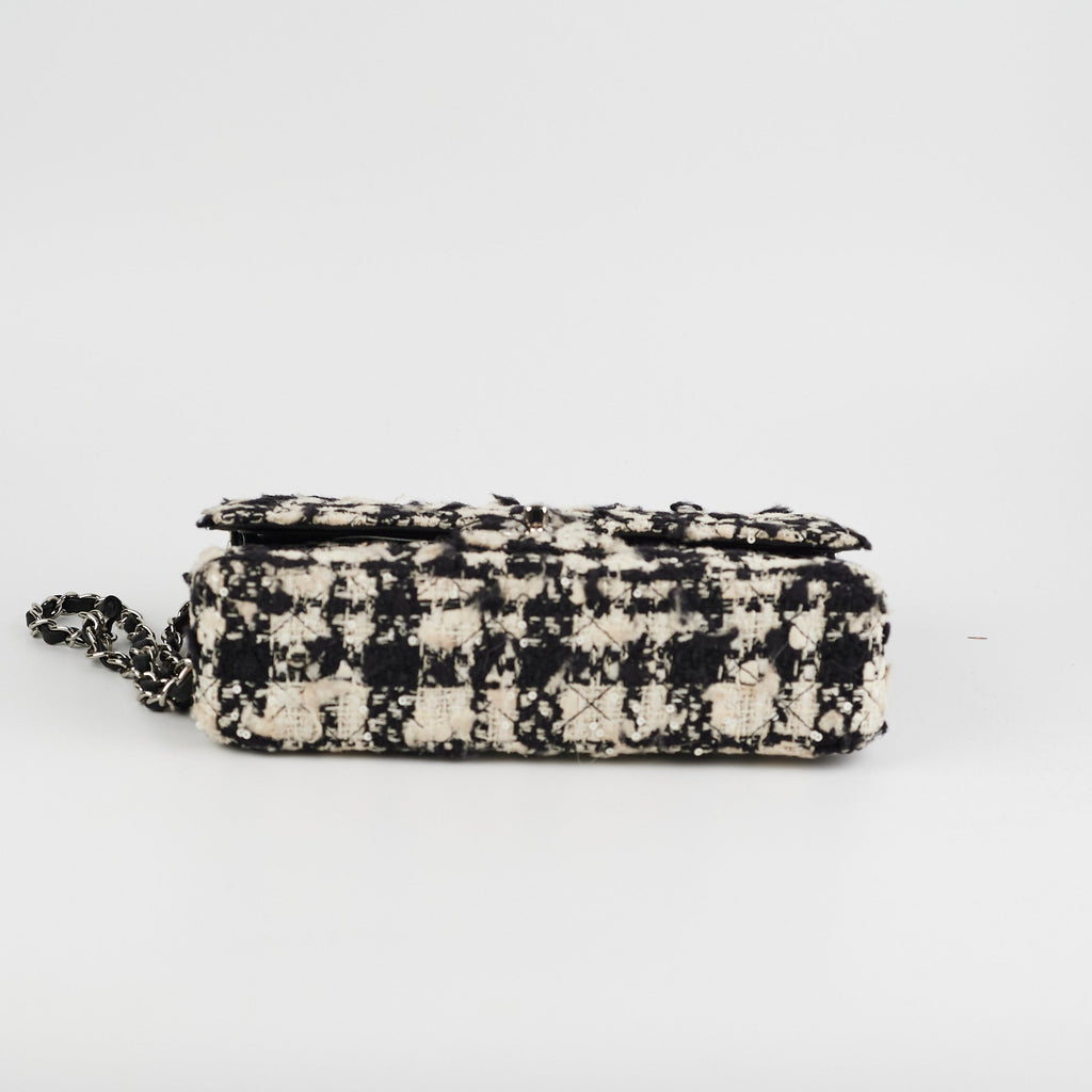 Chanel Classic Flap M/L Tweed Sequin Black