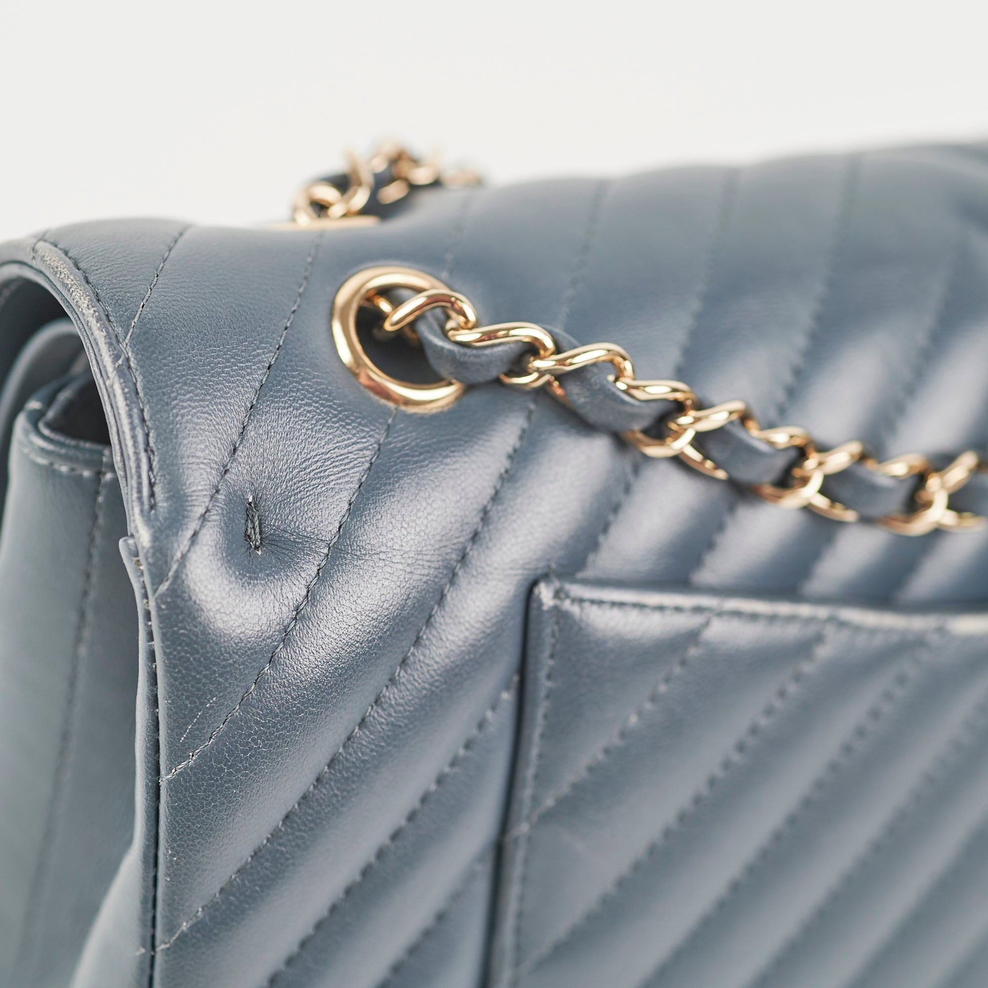 Chanel Chevron M/L Lambskin Classic Flap Dark Grey/Blue