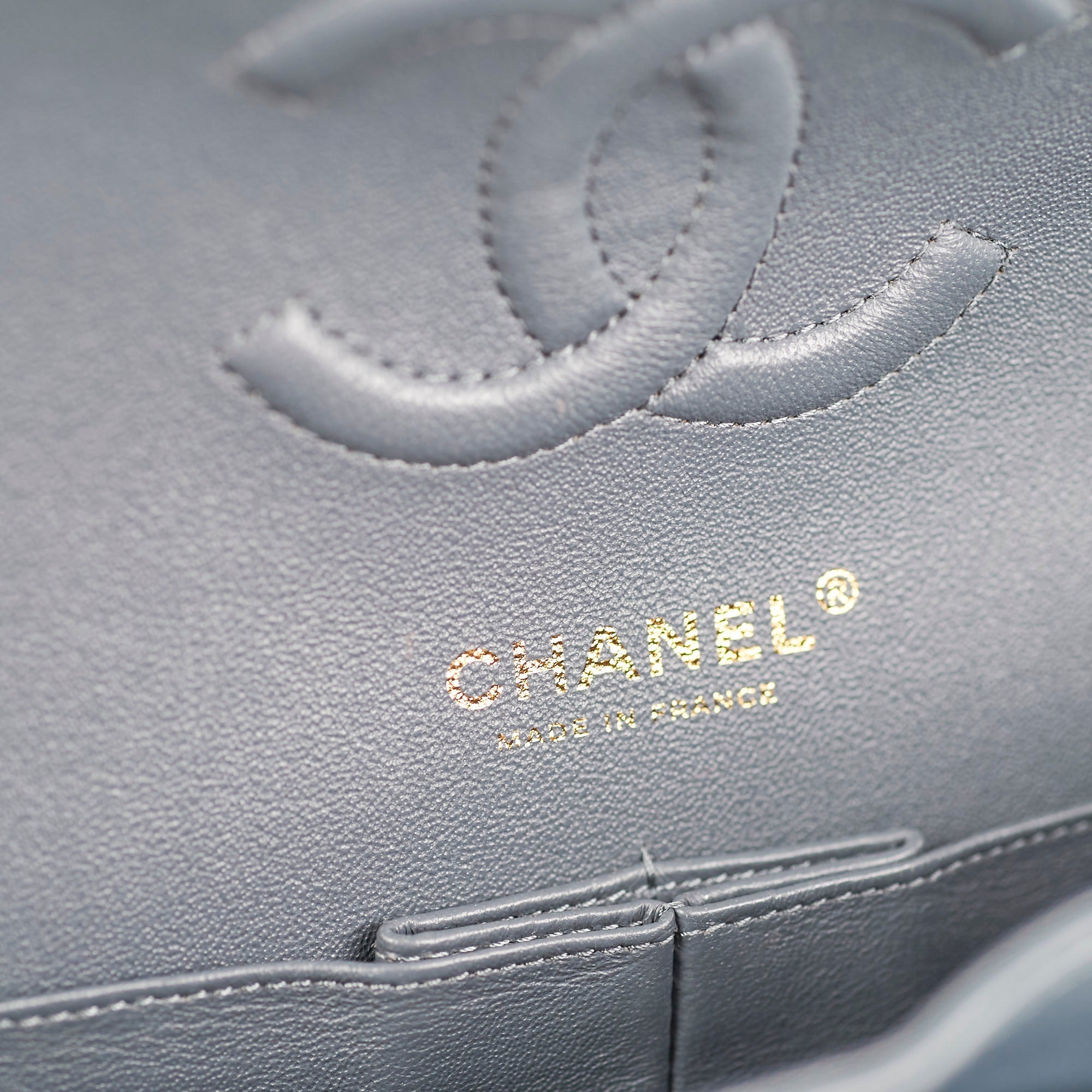 Chanel Chevron M/L Lambskin Classic Flap Dark Grey/Blue