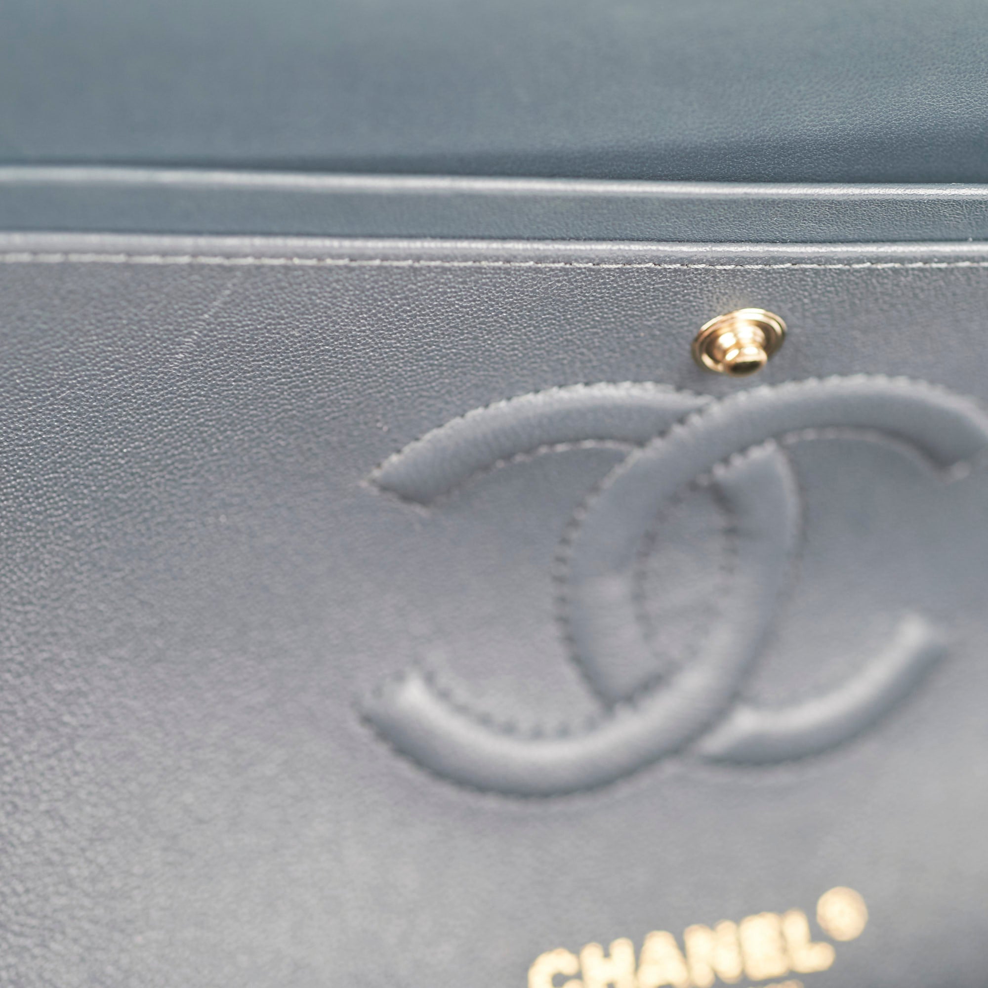 Chanel Chevron M/L Lambskin Classic Flap Dark Grey/Blue