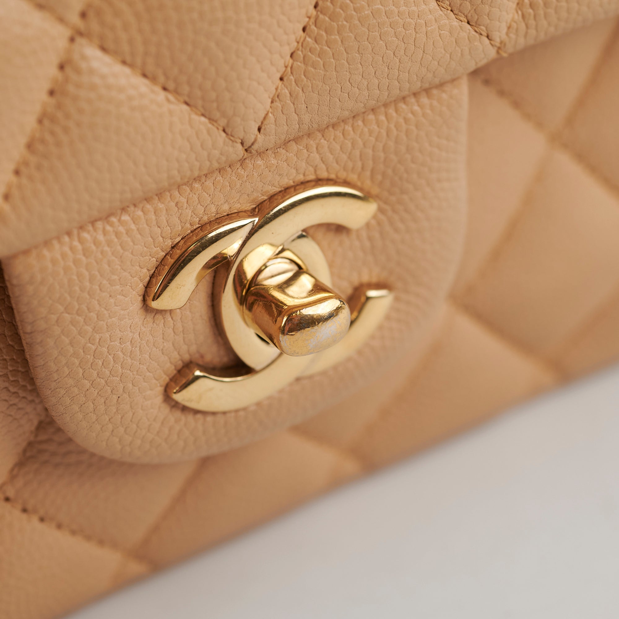 Chanel Classic Flap Medium Beige