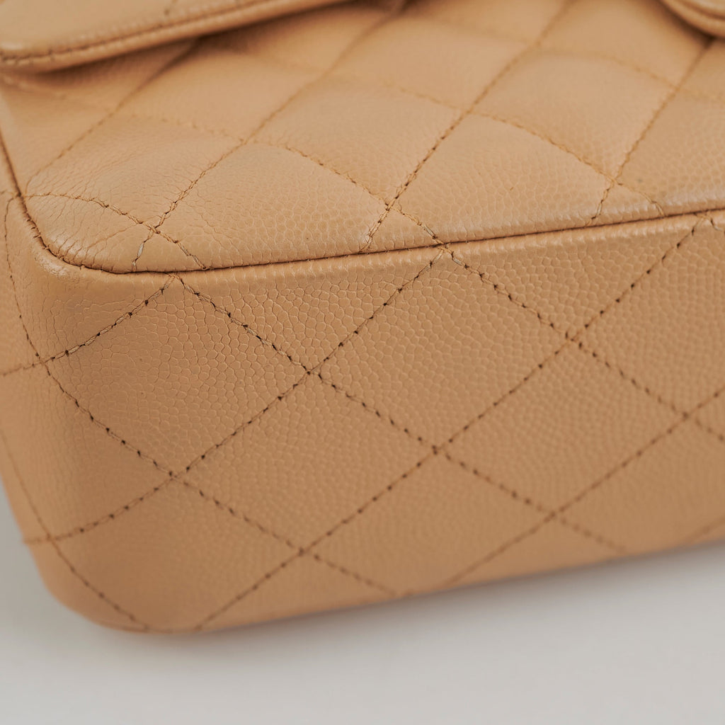 Chanel Classic Flap Medium Beige