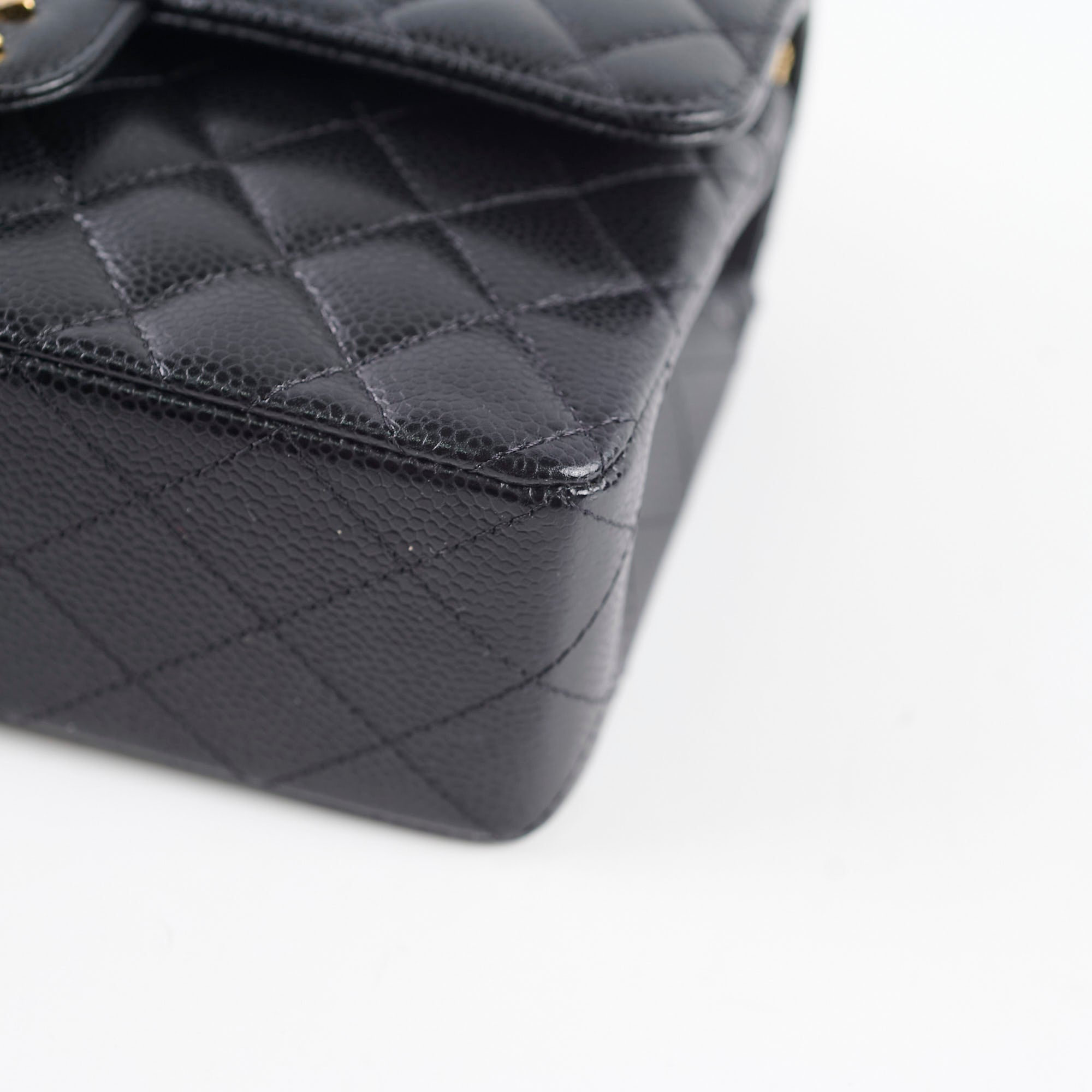 Chanel Small Classic Flap Caviar Black Hold