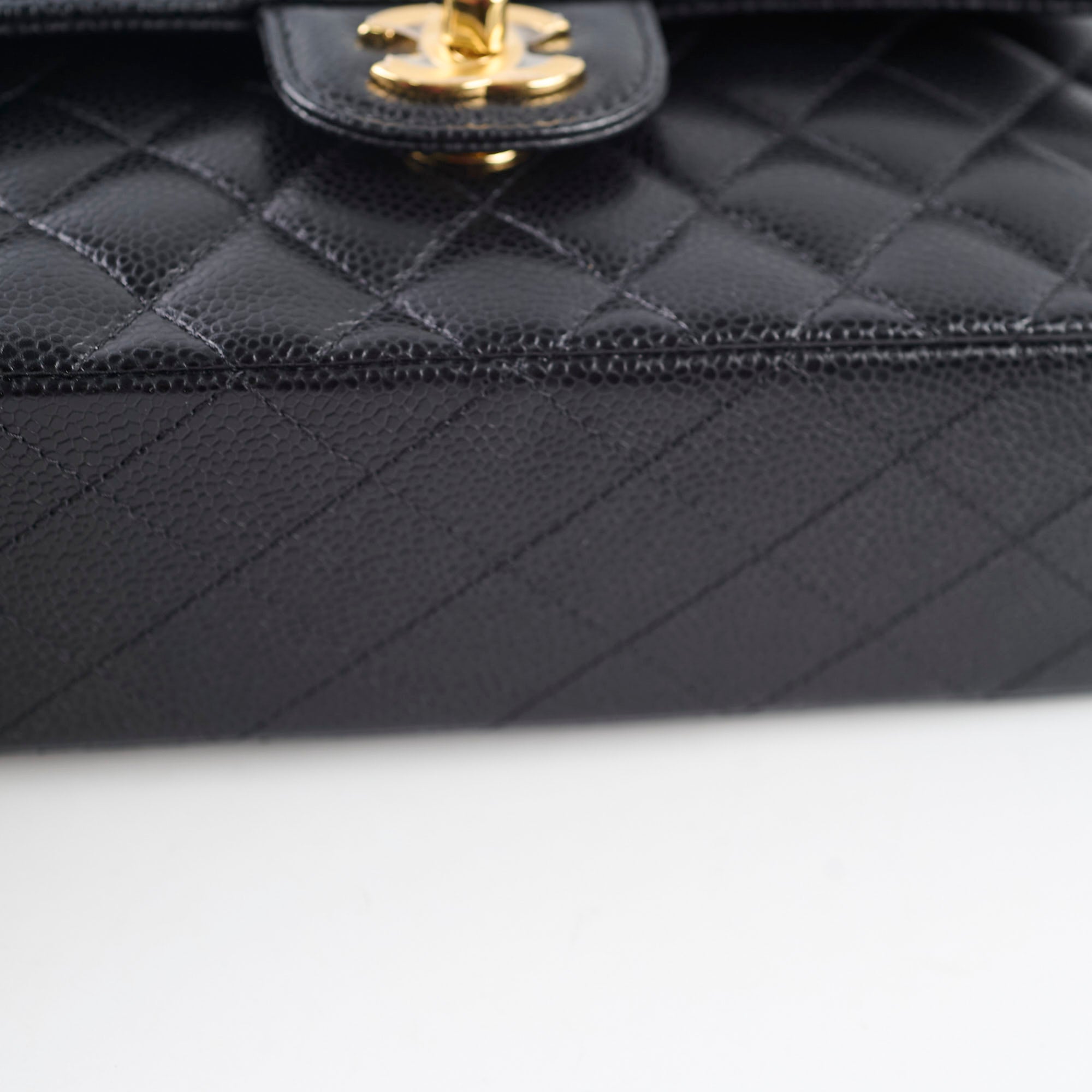Chanel Small Classic Flap Caviar Black Hold