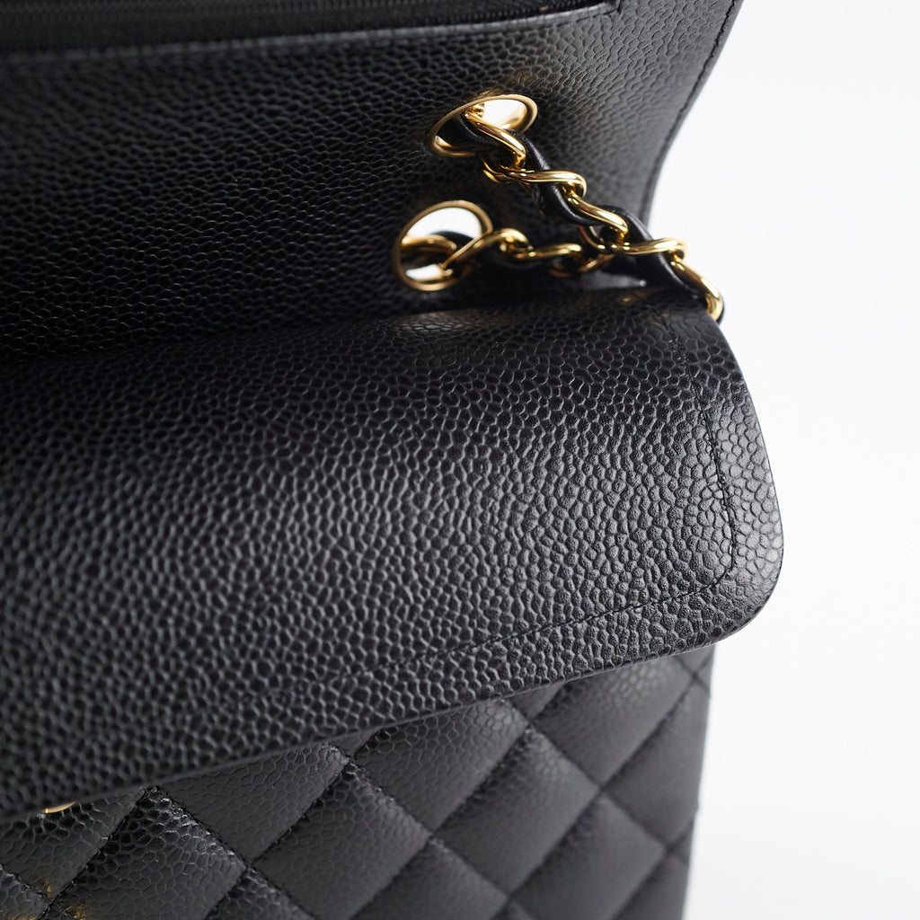 Chanel Small Classic Flap Caviar Black Hold
