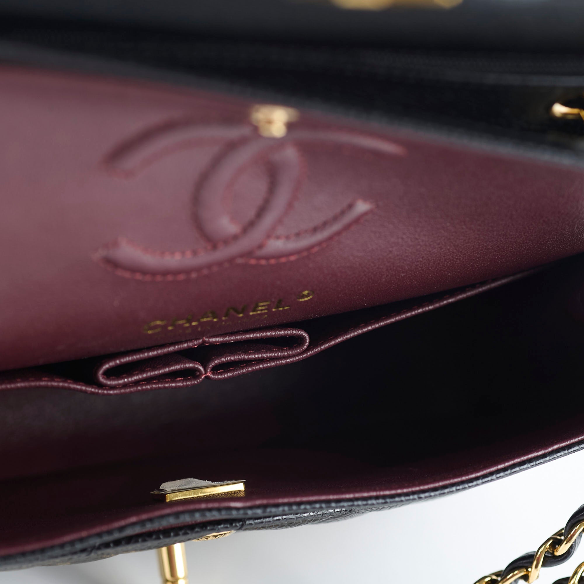 Chanel Small Classic Flap Caviar Black Hold