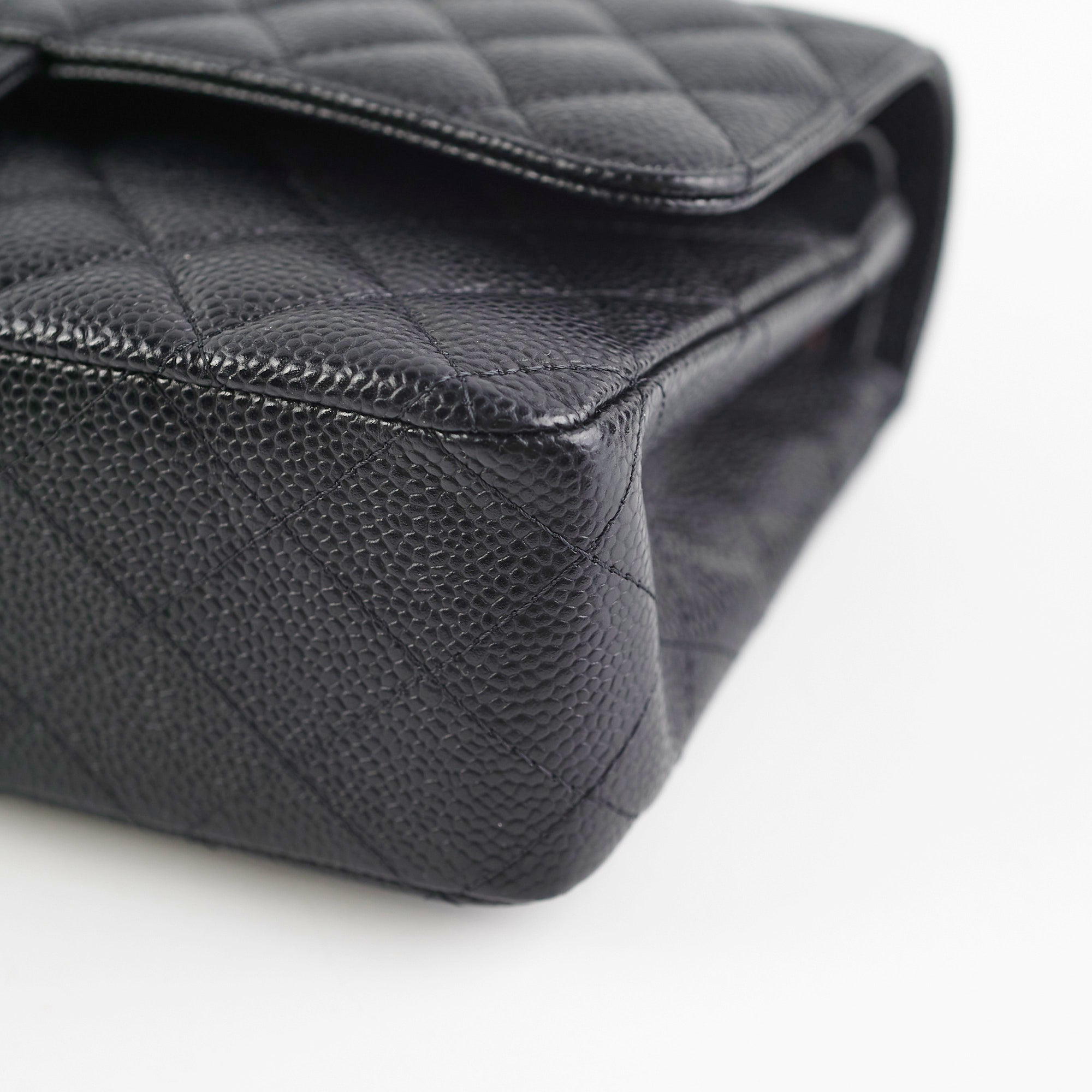Chanel Classic Flap Medium Caviar Black