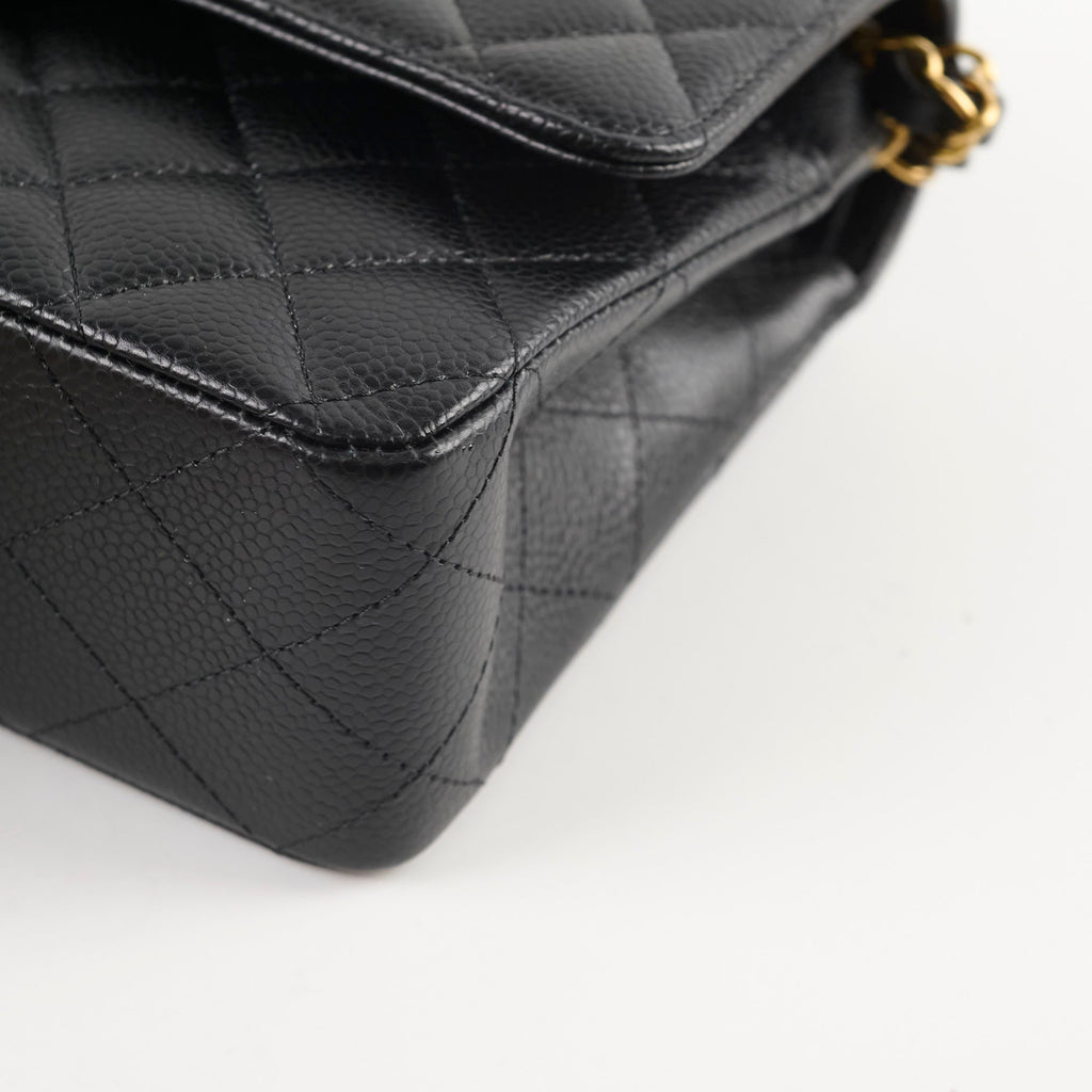 Chanel Classic Flap Medium Black Caviar GHW (microchip)