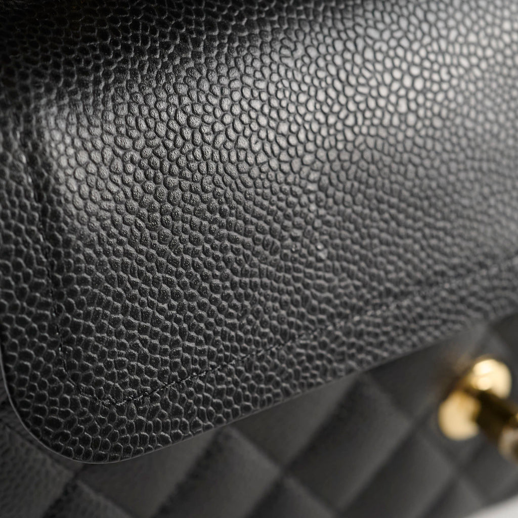 Chanel Classic Flap Medium Black Caviar GHW (microchip)