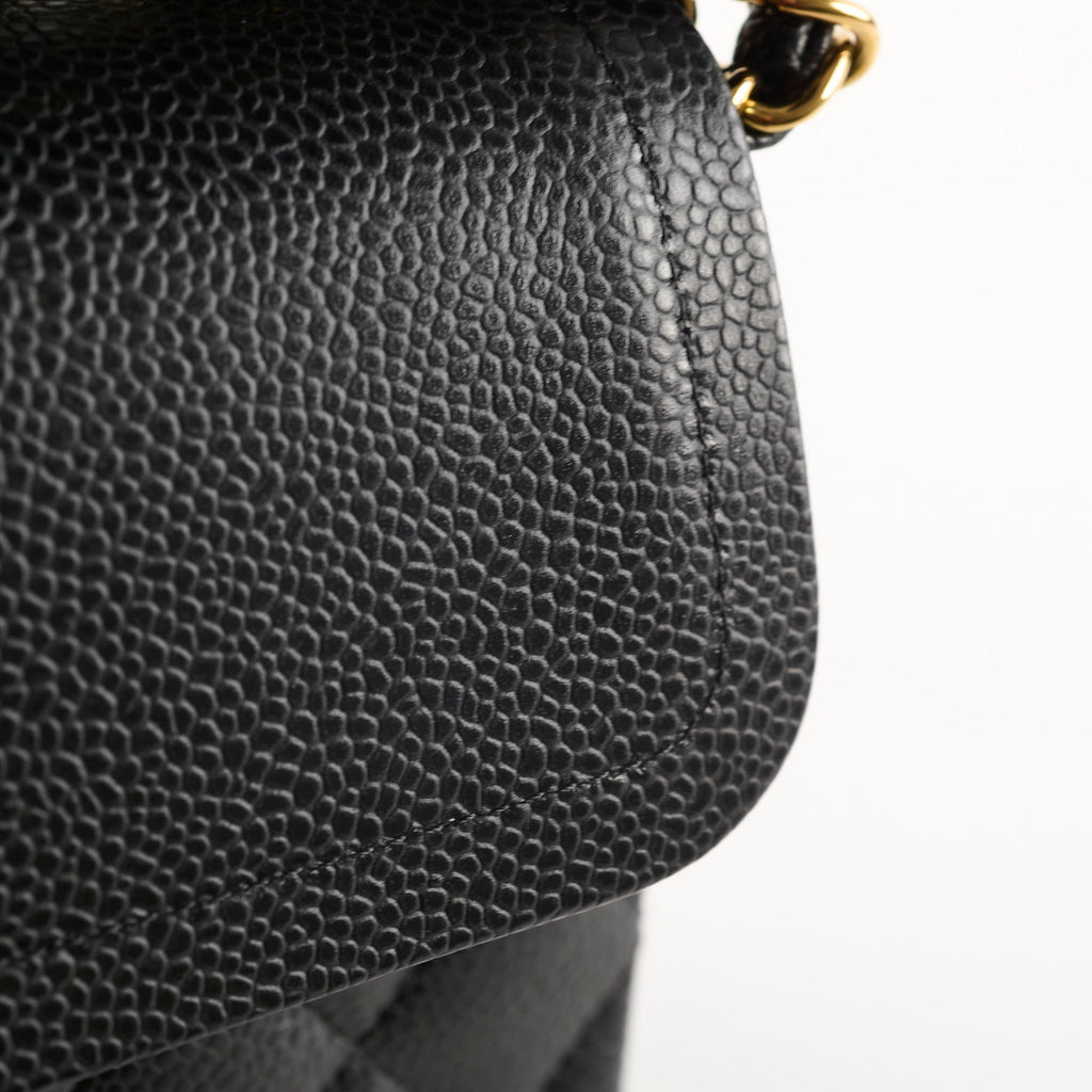 Chanel Classic Flap Medium Black Caviar GHW (microchip)